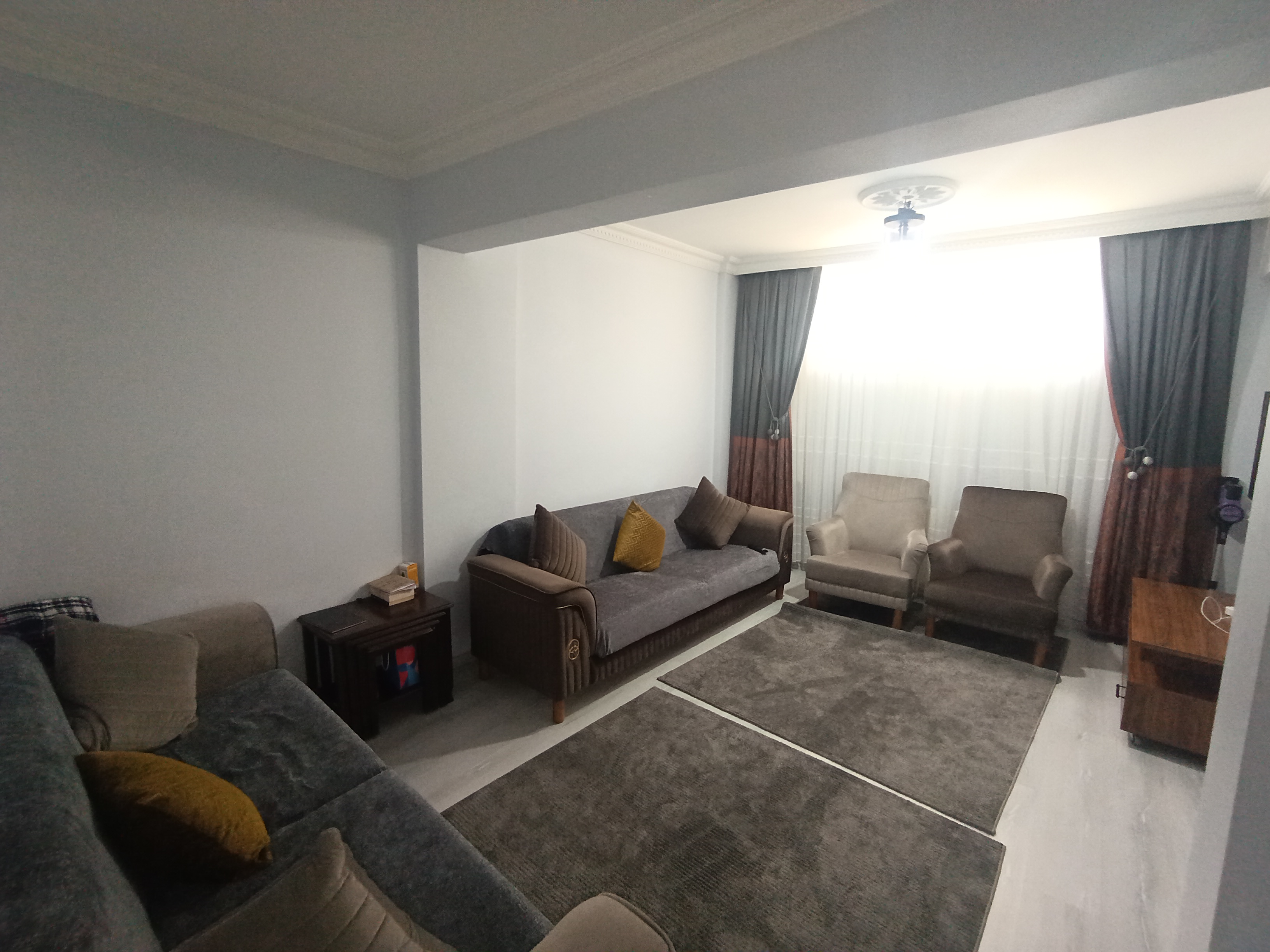 MABEL GAYRİMENKUL DEN SATILIK 3+1 GENİŞ FIRSAT DAİRE 180 M2