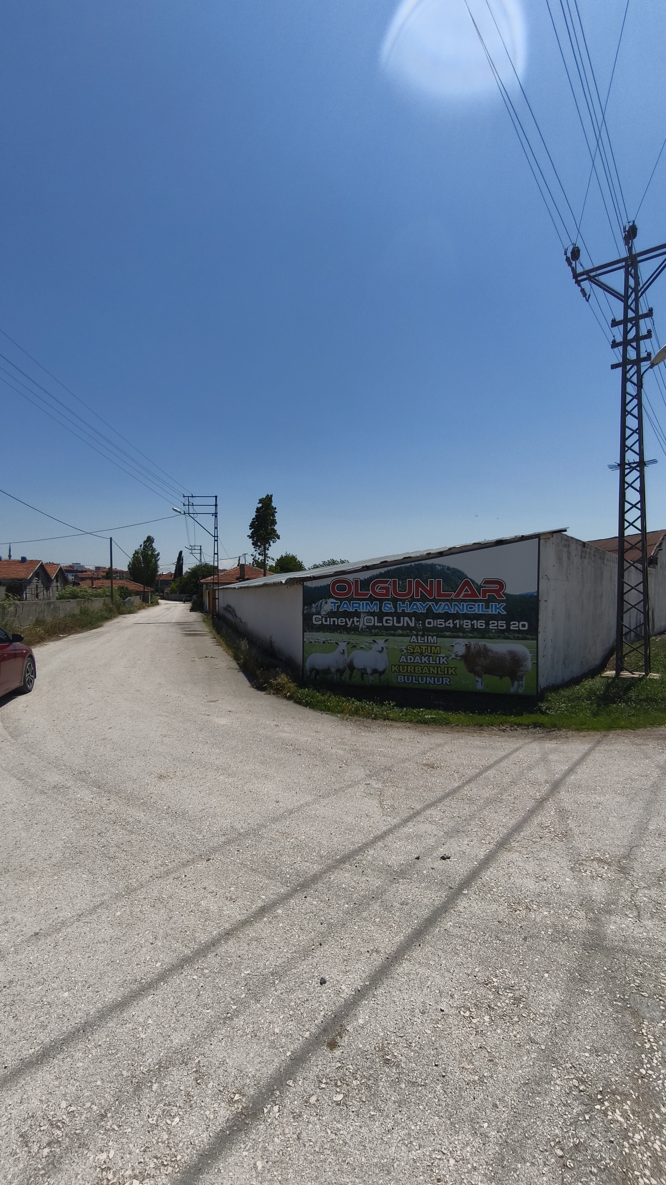 MABELDEN MERKEZİ KONUMDA SATILIK ÇİFTLİK