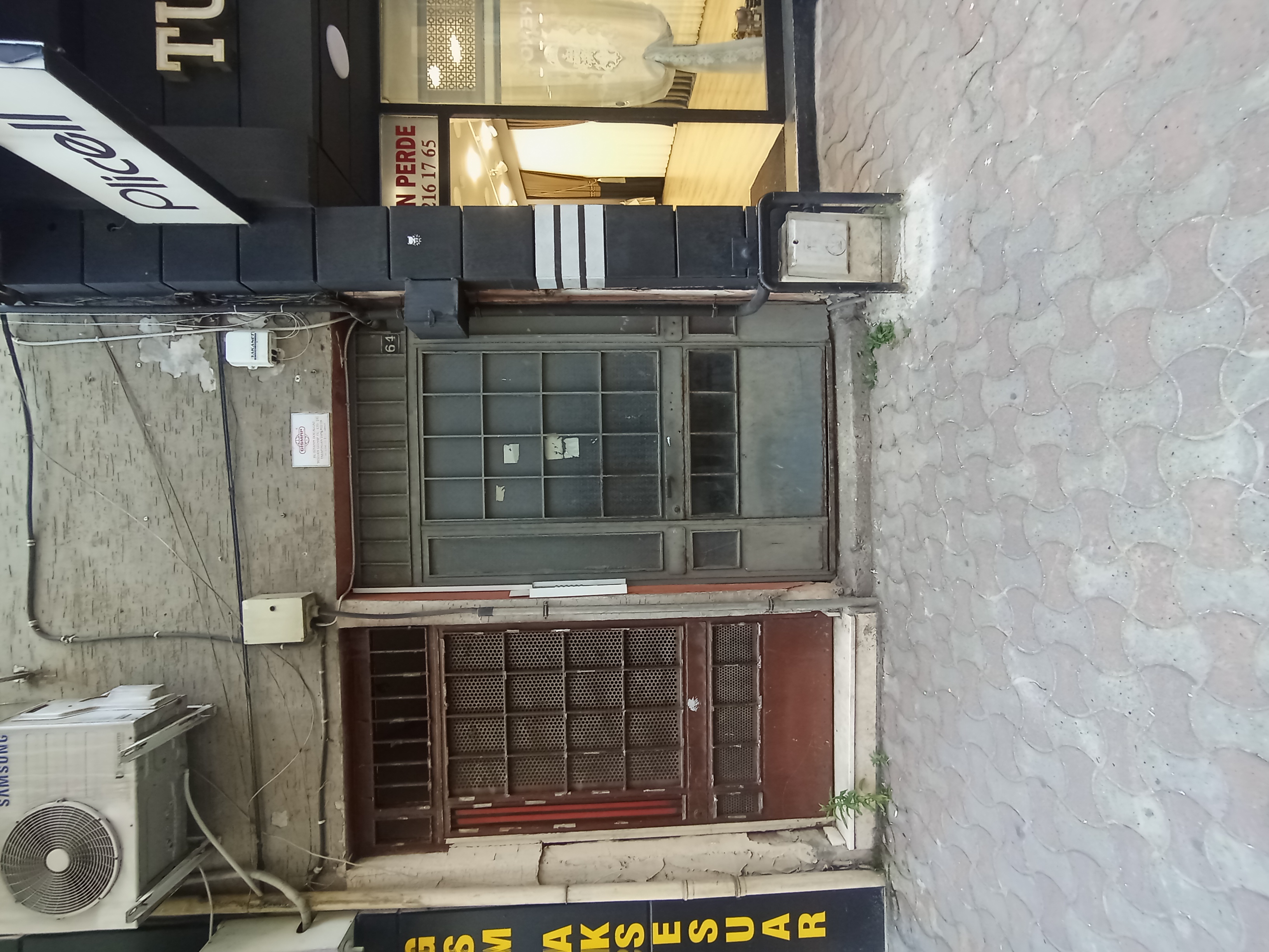 CEMAL GÜRSEL CADDESİ SATILIK DAİRE