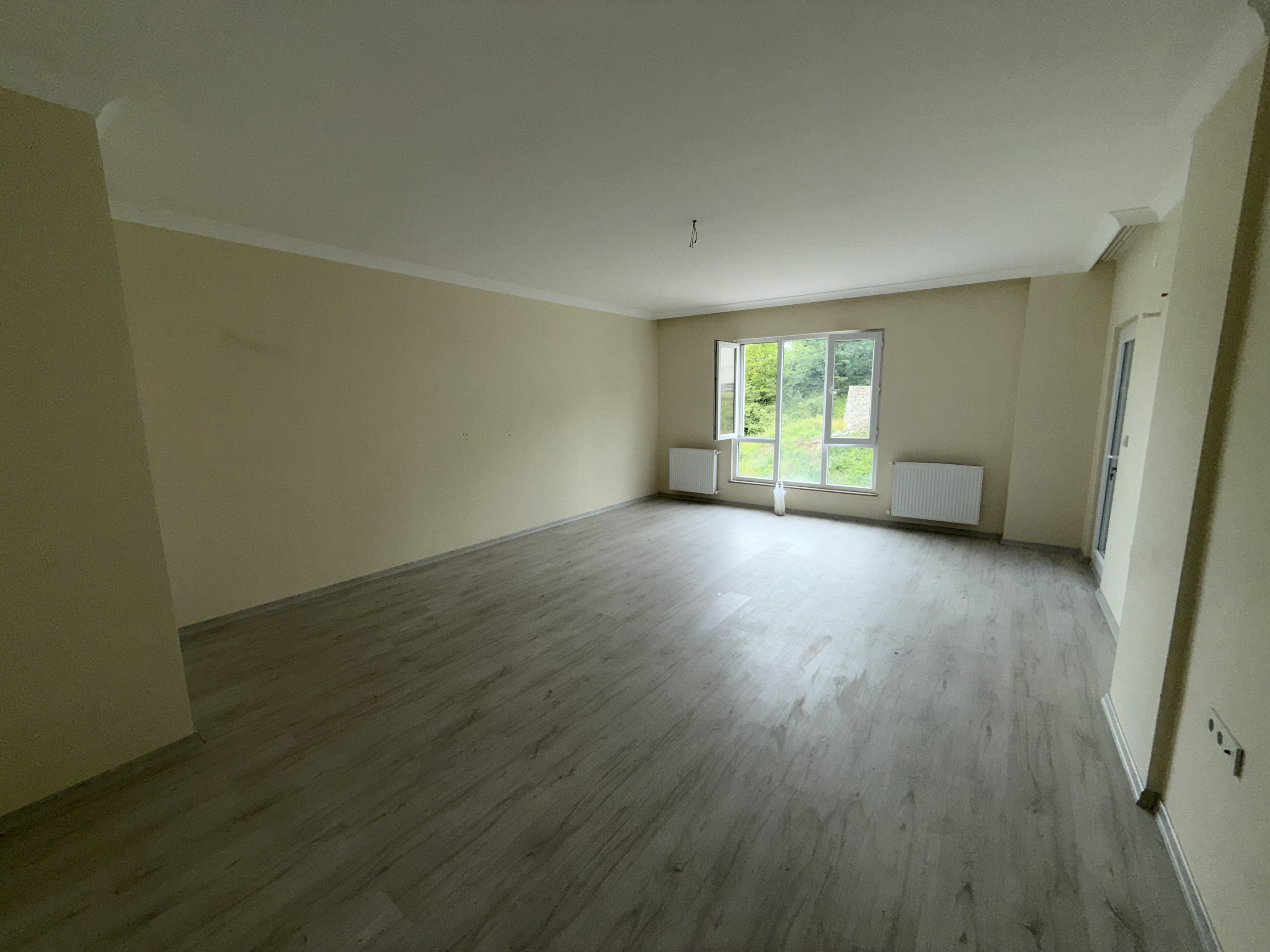 YEŞİLKÖY DE KİRALIK 3+1 DAİRE