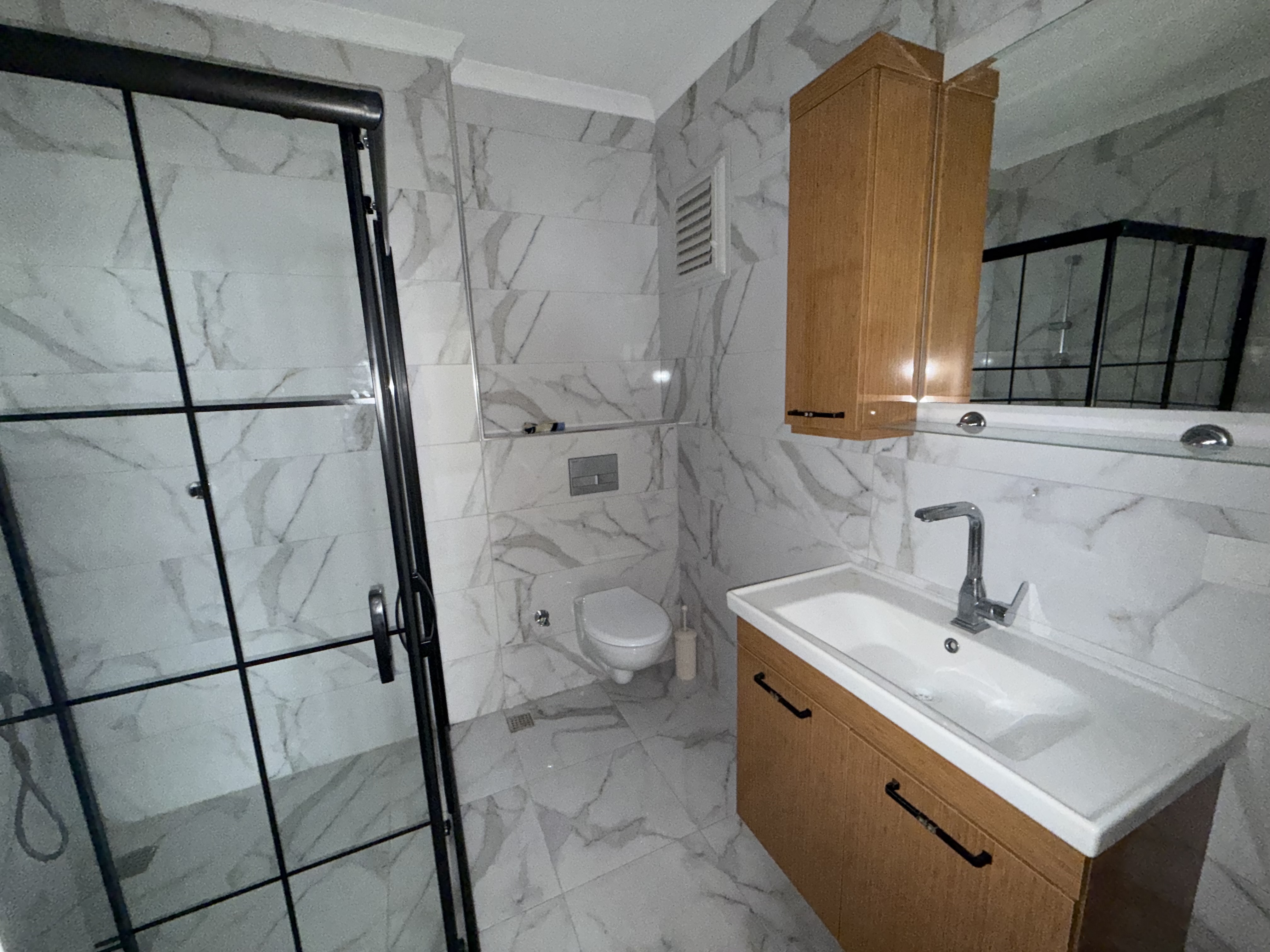 YEŞİLKÖY DE KİRALIK 3+1 DAİRE