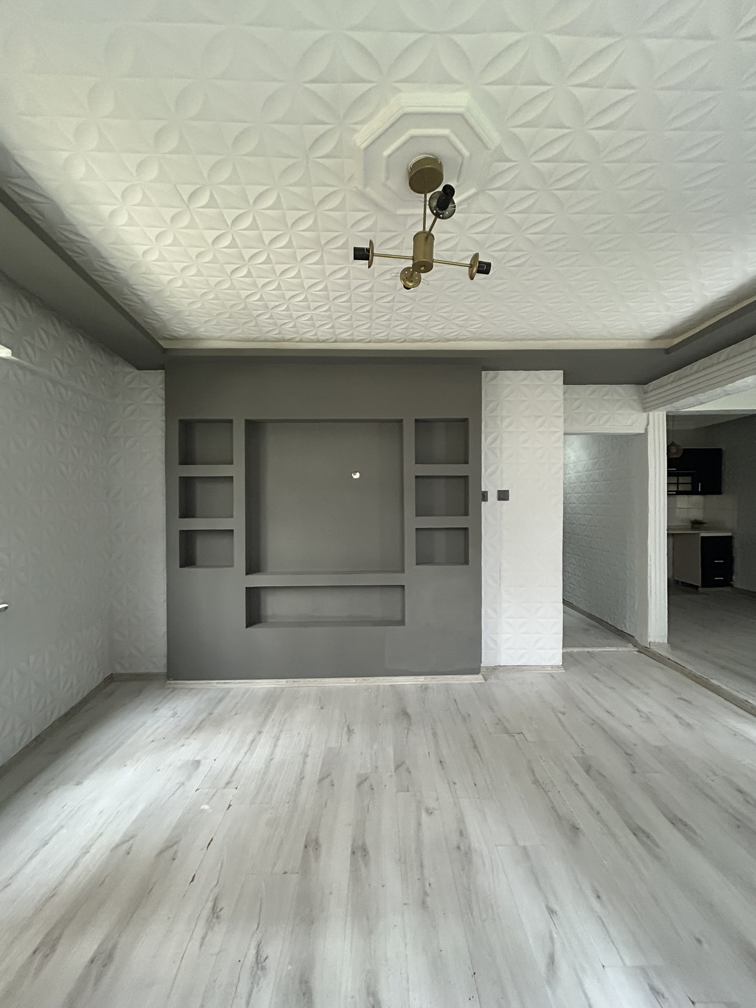 YENİYOL MEVKİ SATILIK GİRİŞ KAT DAİRE