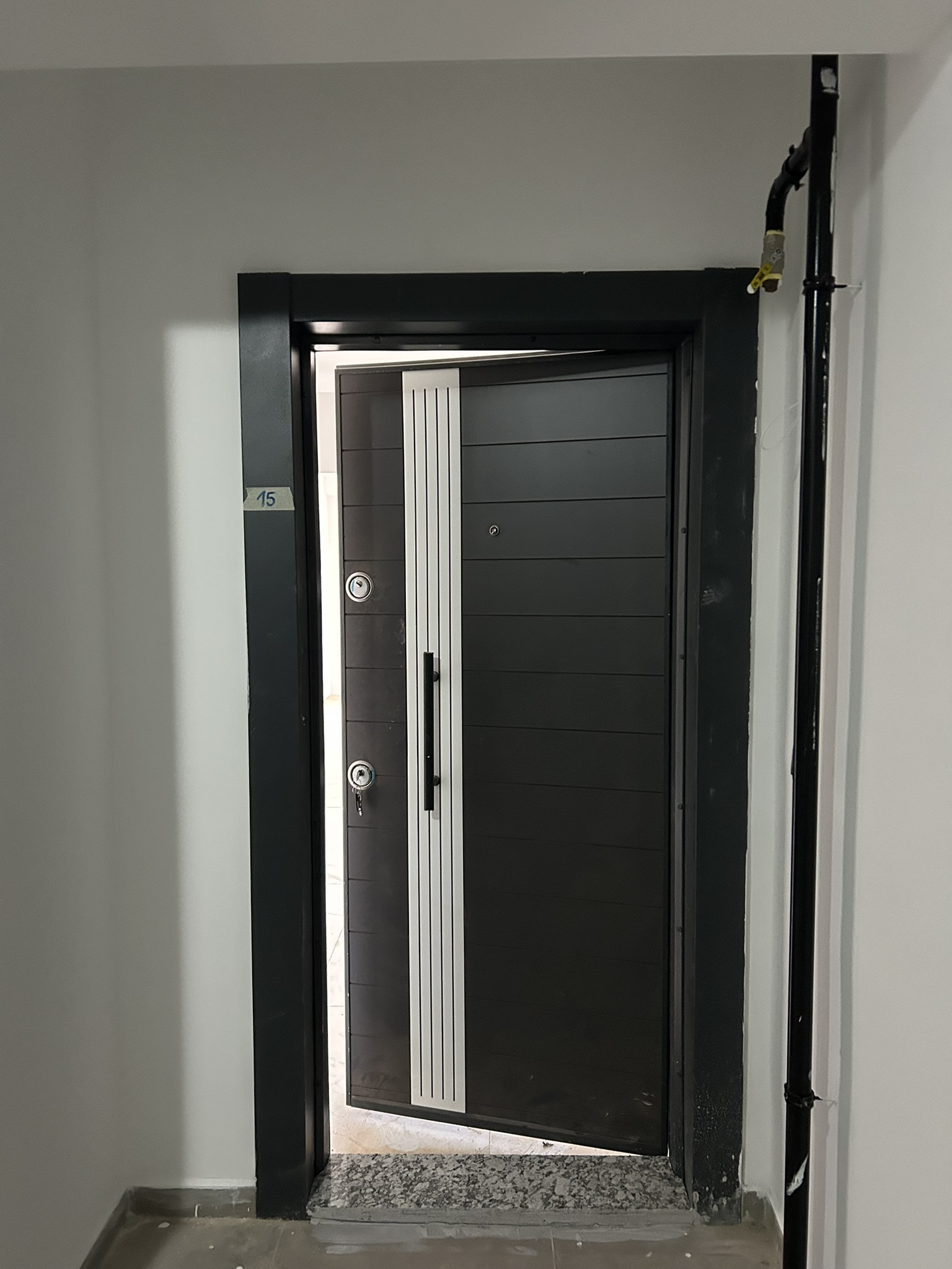 AKSU ÖNALLAR 5.KAT GENİŞ 3+1