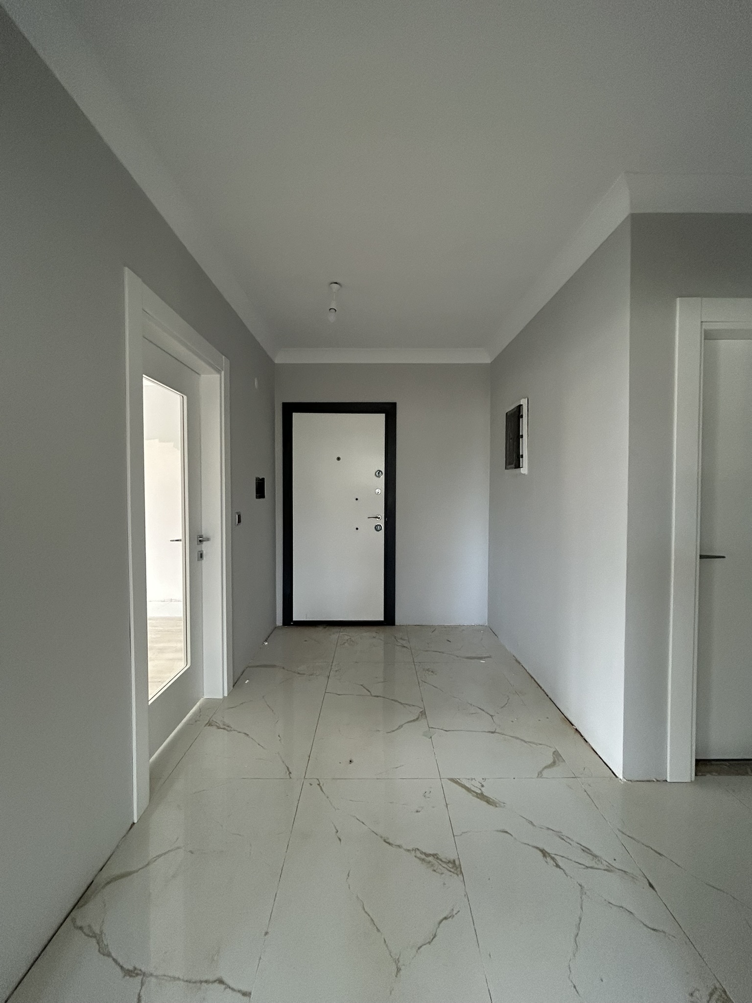 AKSU ÖNALLAR 5.KAT GENİŞ 3+1