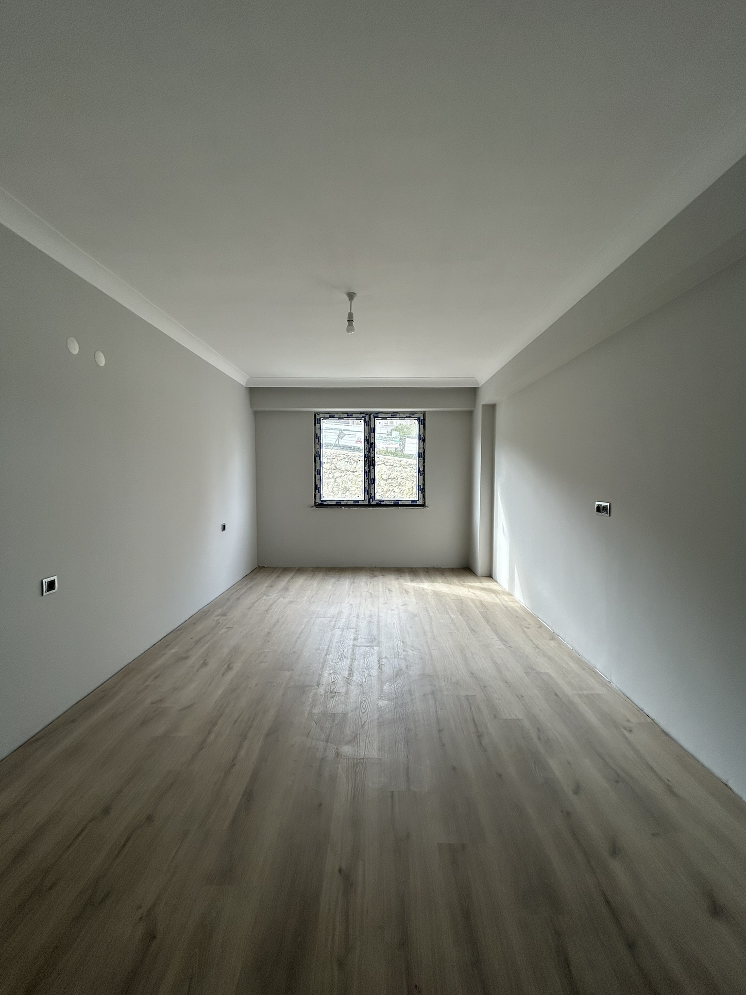 AKSU ÖNALLAR 5.KAT GENİŞ 3+1