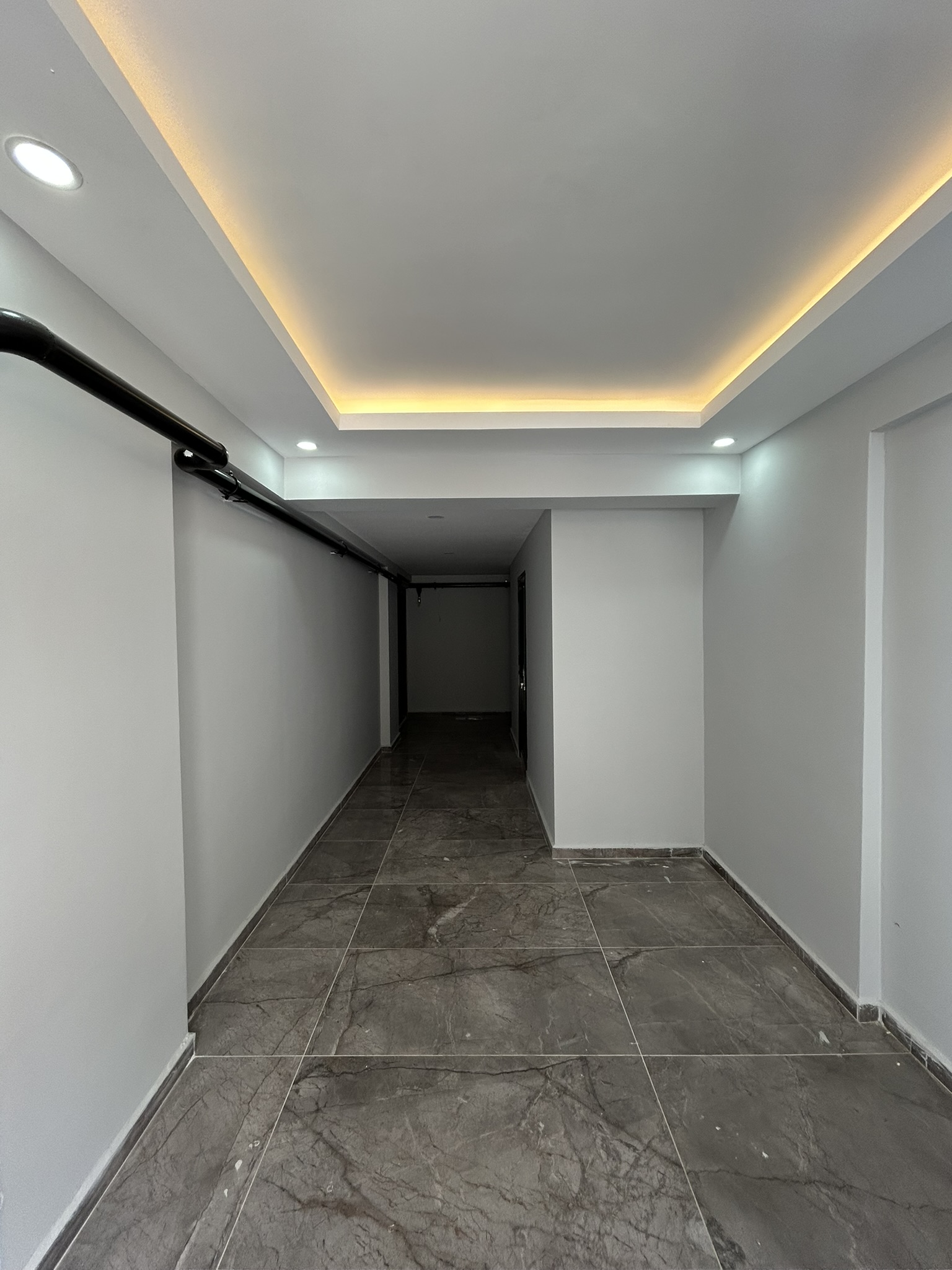 AKSU ÖNALLAR 8. KAT 3+1 KÜÇÜK DAİRE