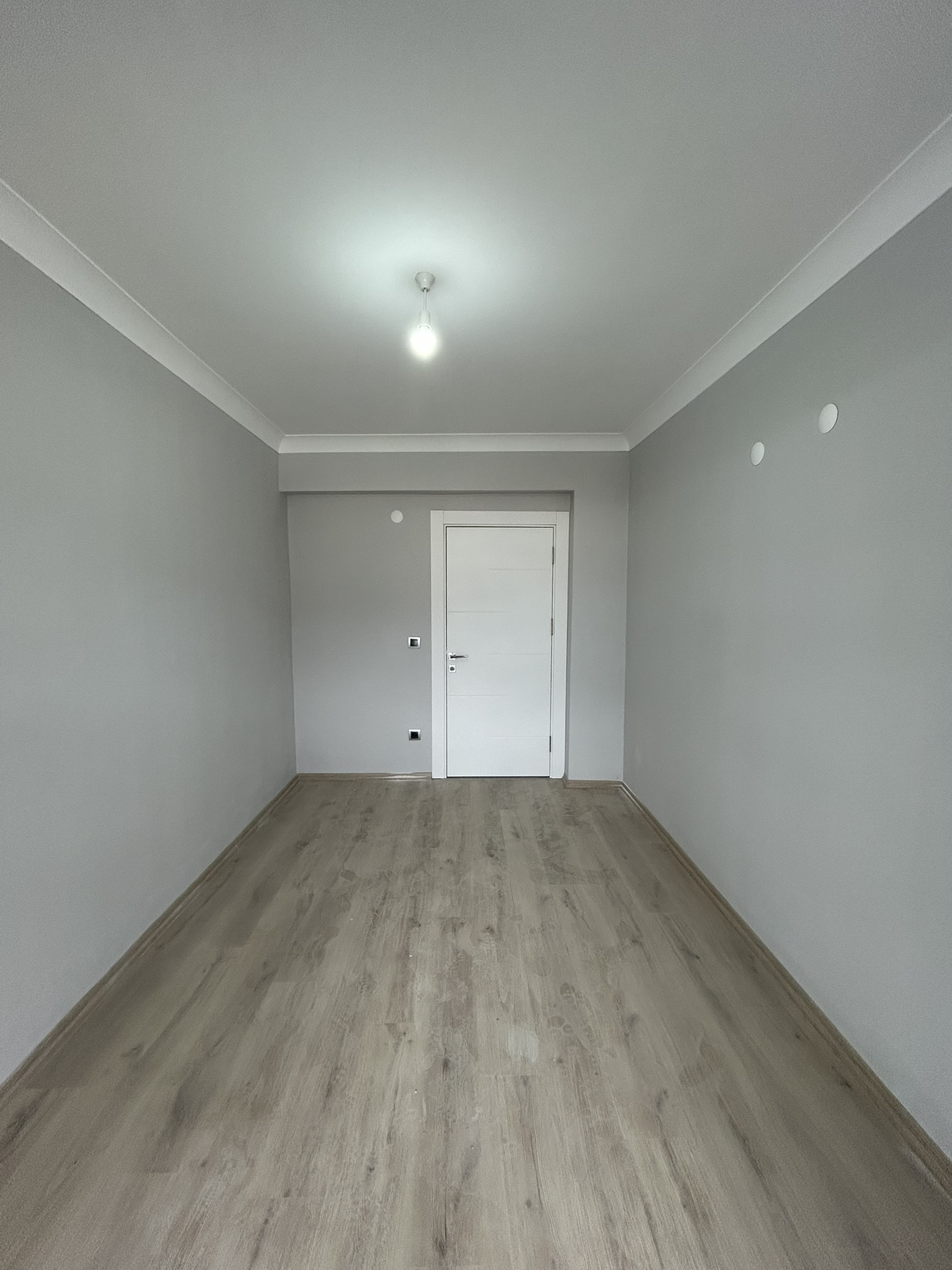 AKSU ÖNALLAR 8. KAT 3+1 KÜÇÜK DAİRE