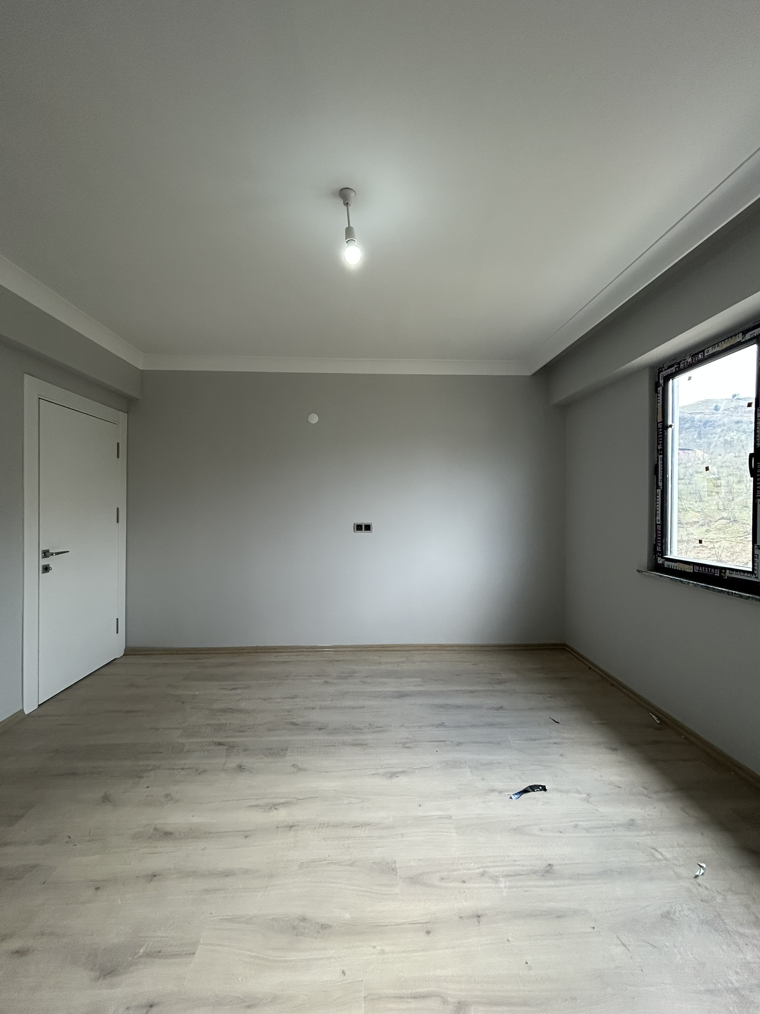 AKSU ÖNALLAR 8. KAT 3+1 KÜÇÜK DAİRE