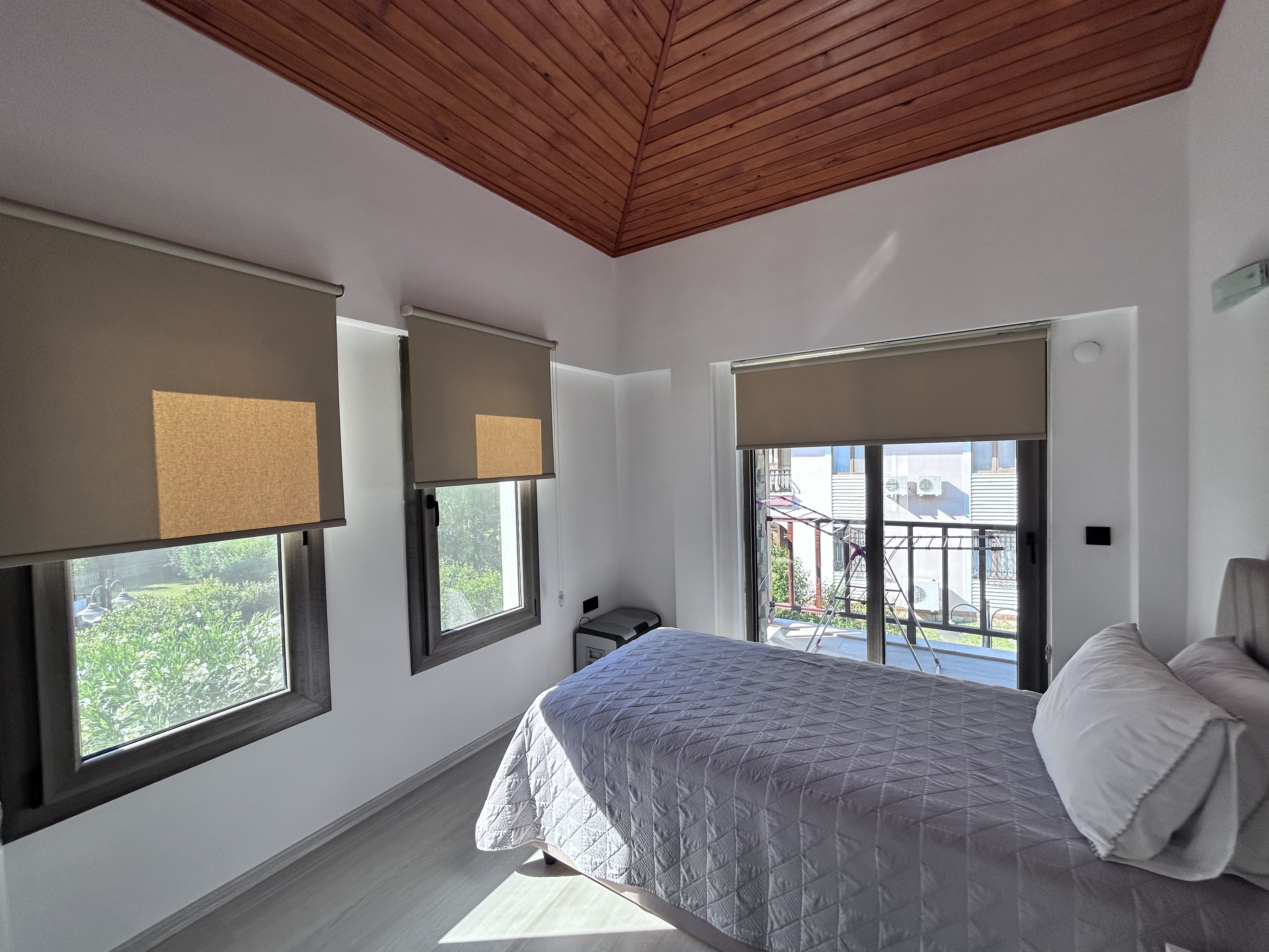 Muğla Ula Gökova'da Satılık havuzlu, 2 villa birden tek fiyat