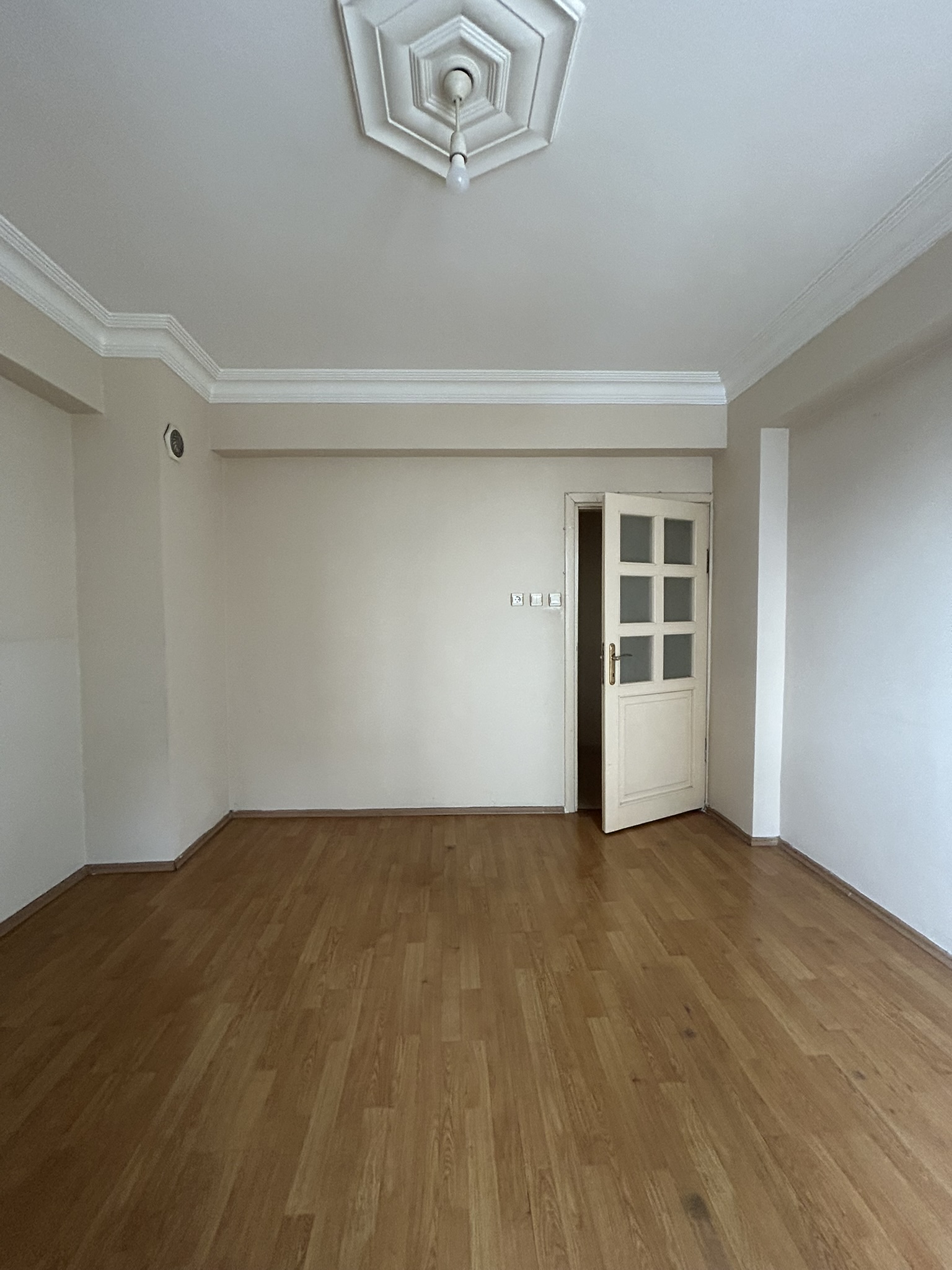 KARACA OTOMOTİV GALERİ  ARKSI