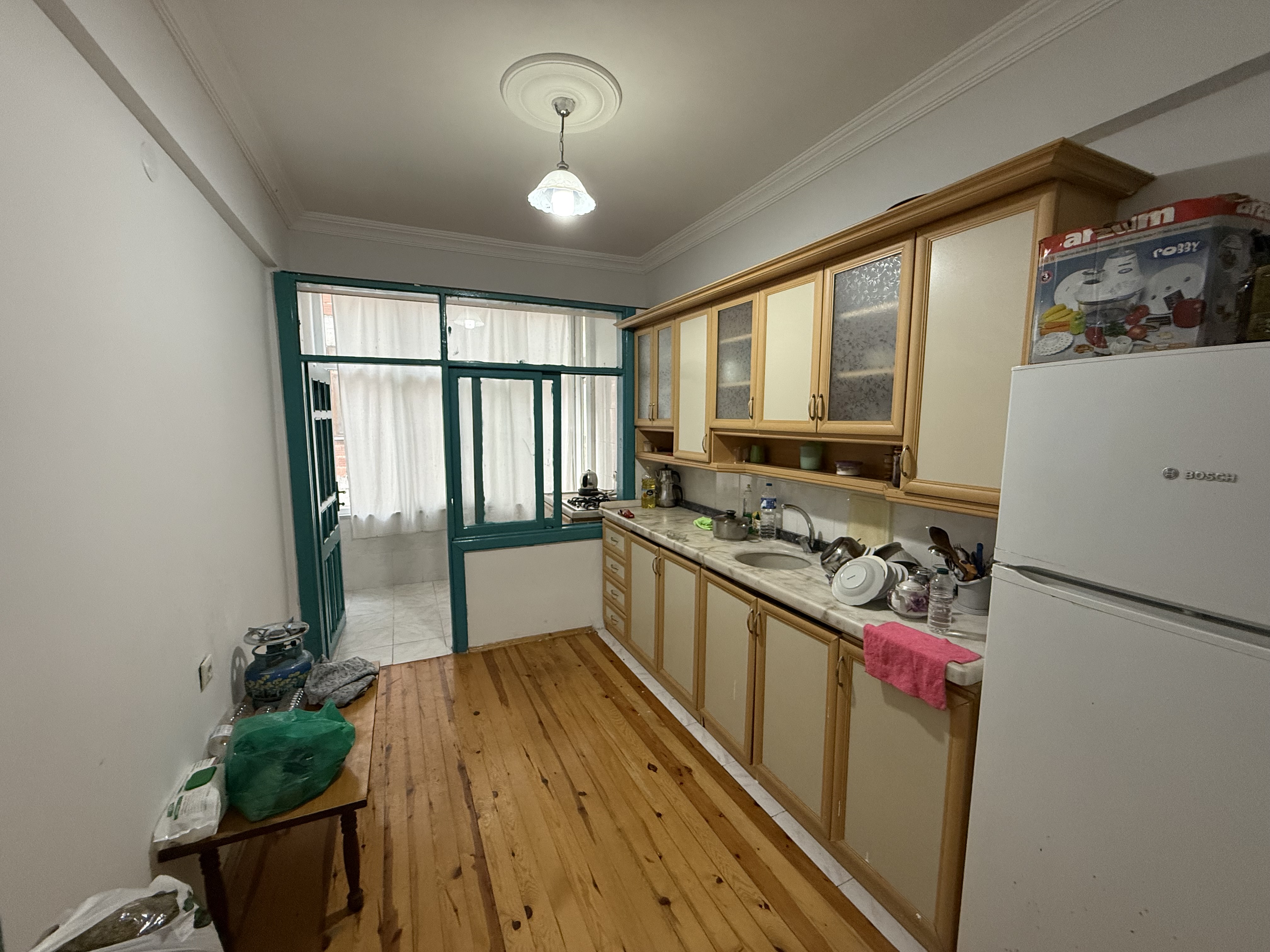 ARAKLI YOLGÖREN DE SATILIK 3+1 DAİRE