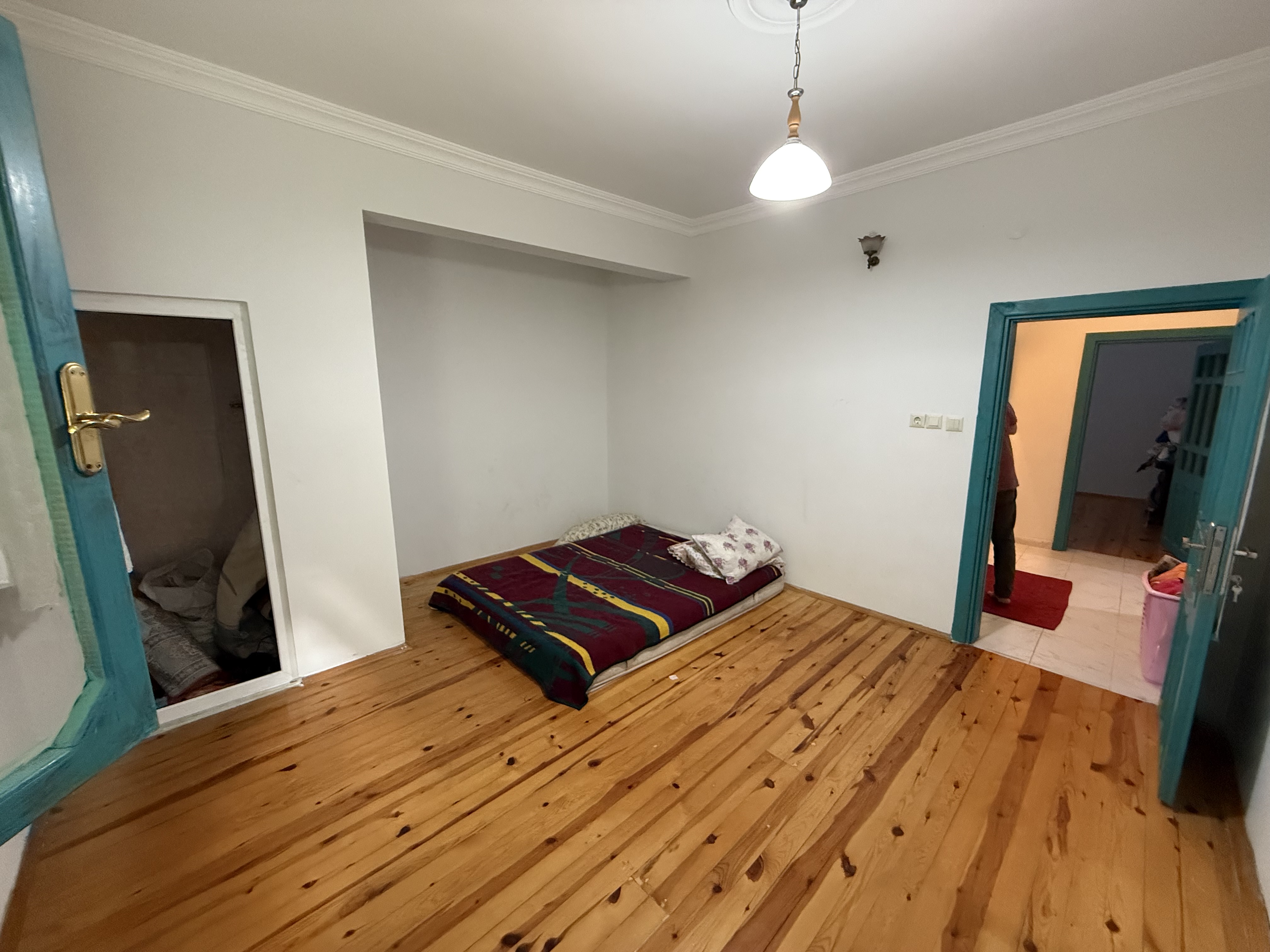 ARAKLI YOLGÖREN DE SATILIK 3+1 DAİRE