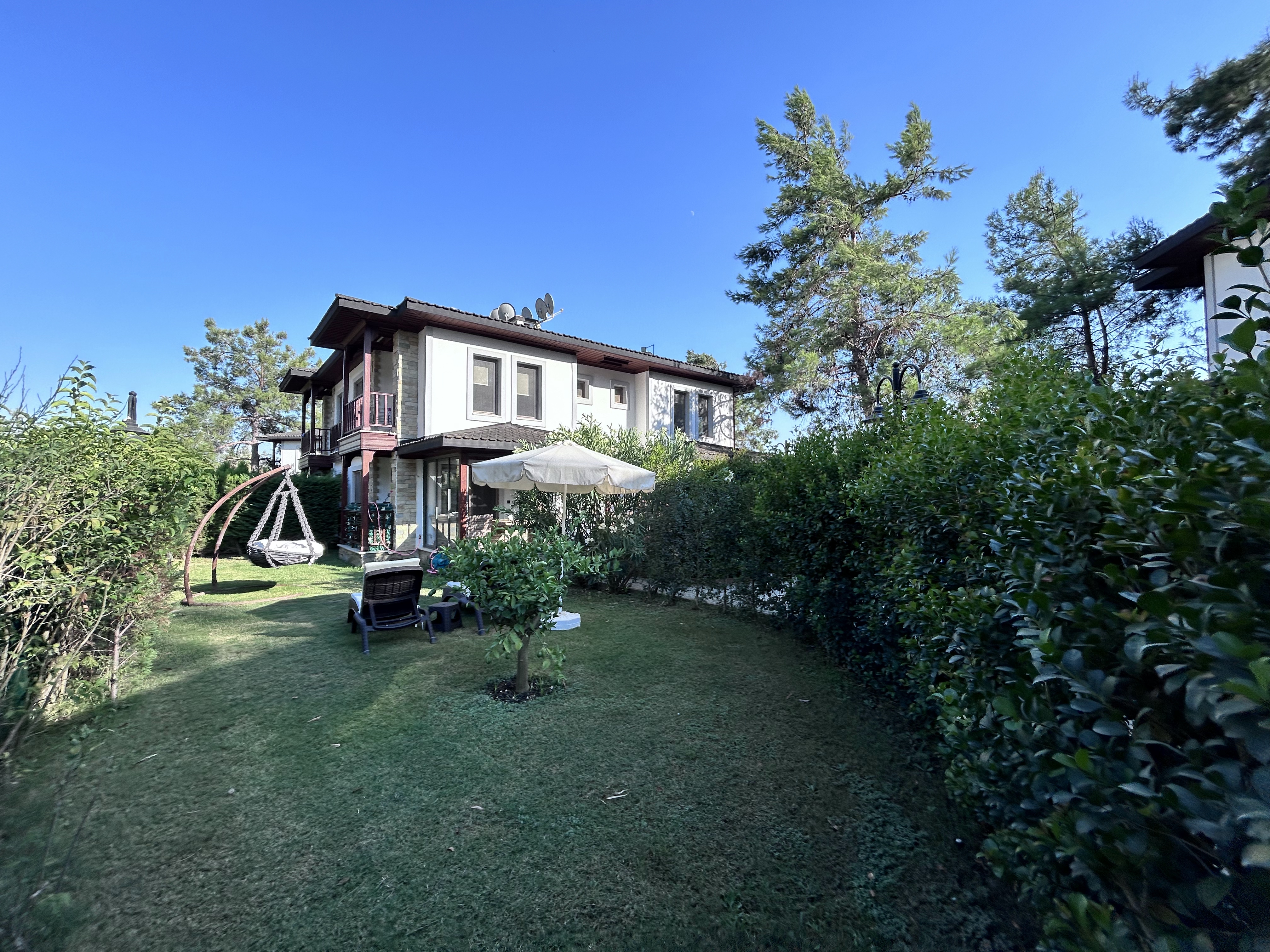 Muğla Ula Gökova'da Satılık havuzlu, 2 villa birden tek fiyat