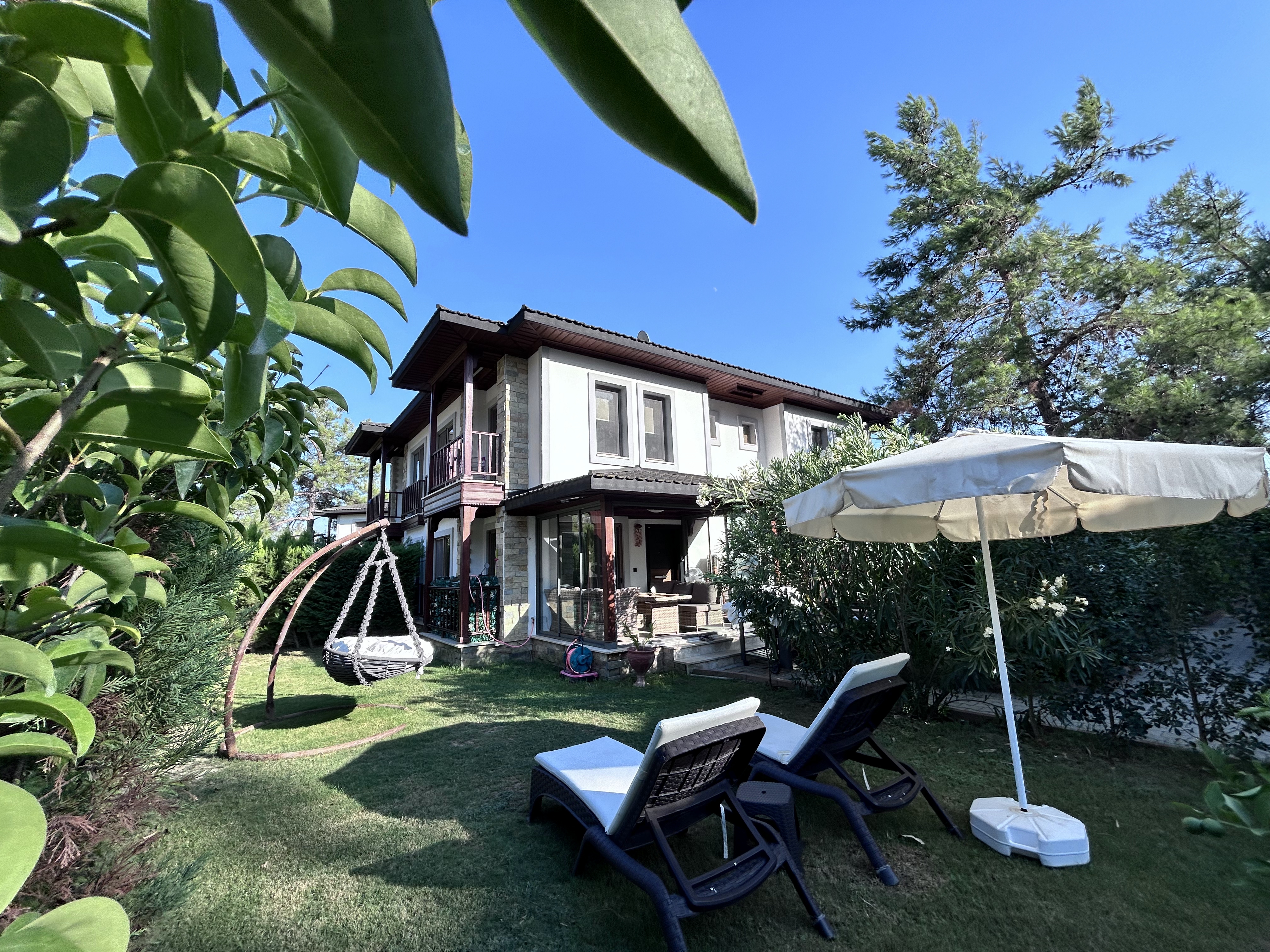 Muğla Ula Gökova'da Satılık havuzlu, 2 villa birden tek fiyat