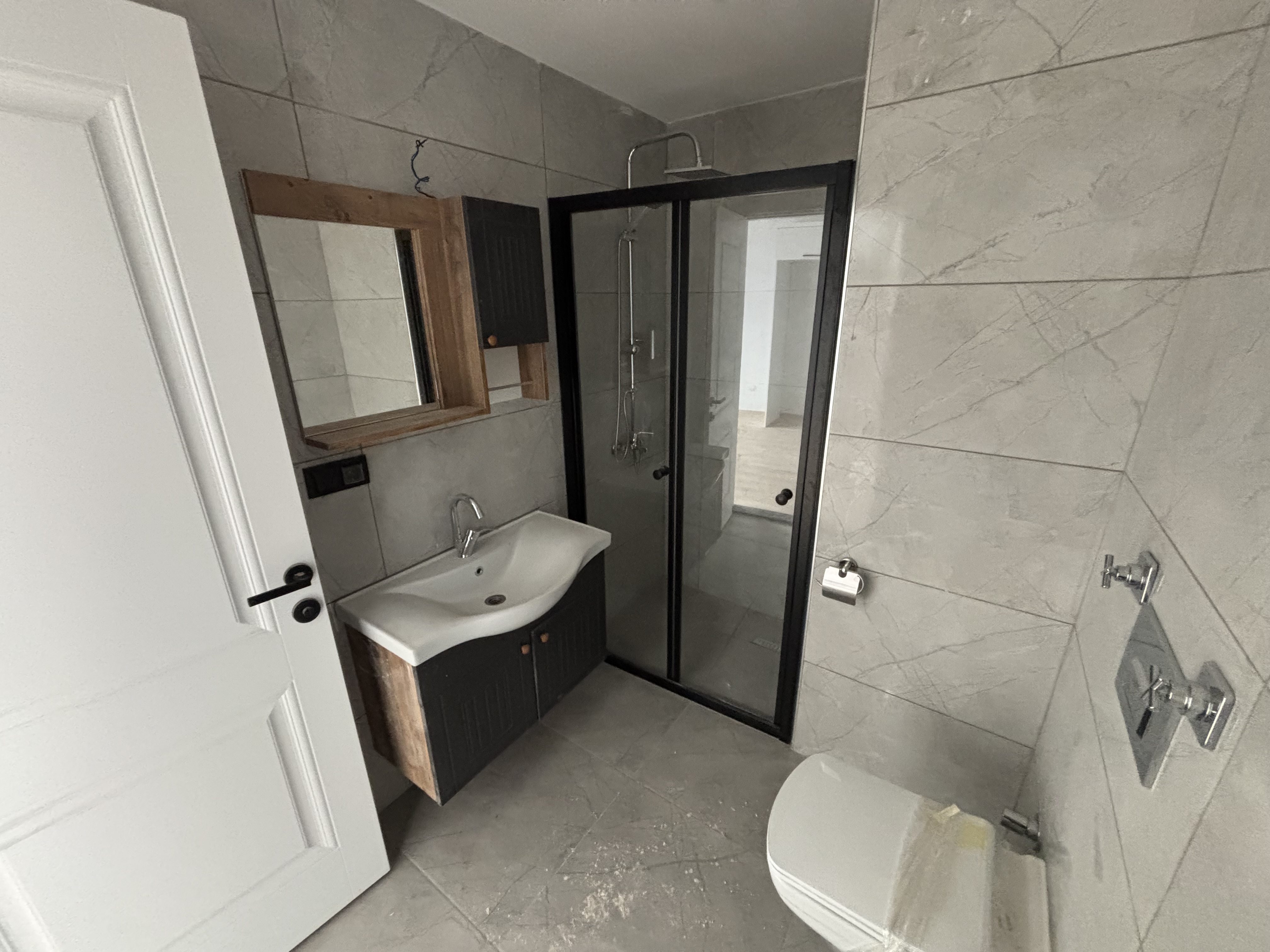 CUMHURİYET MAH. 1+1 DAİRE