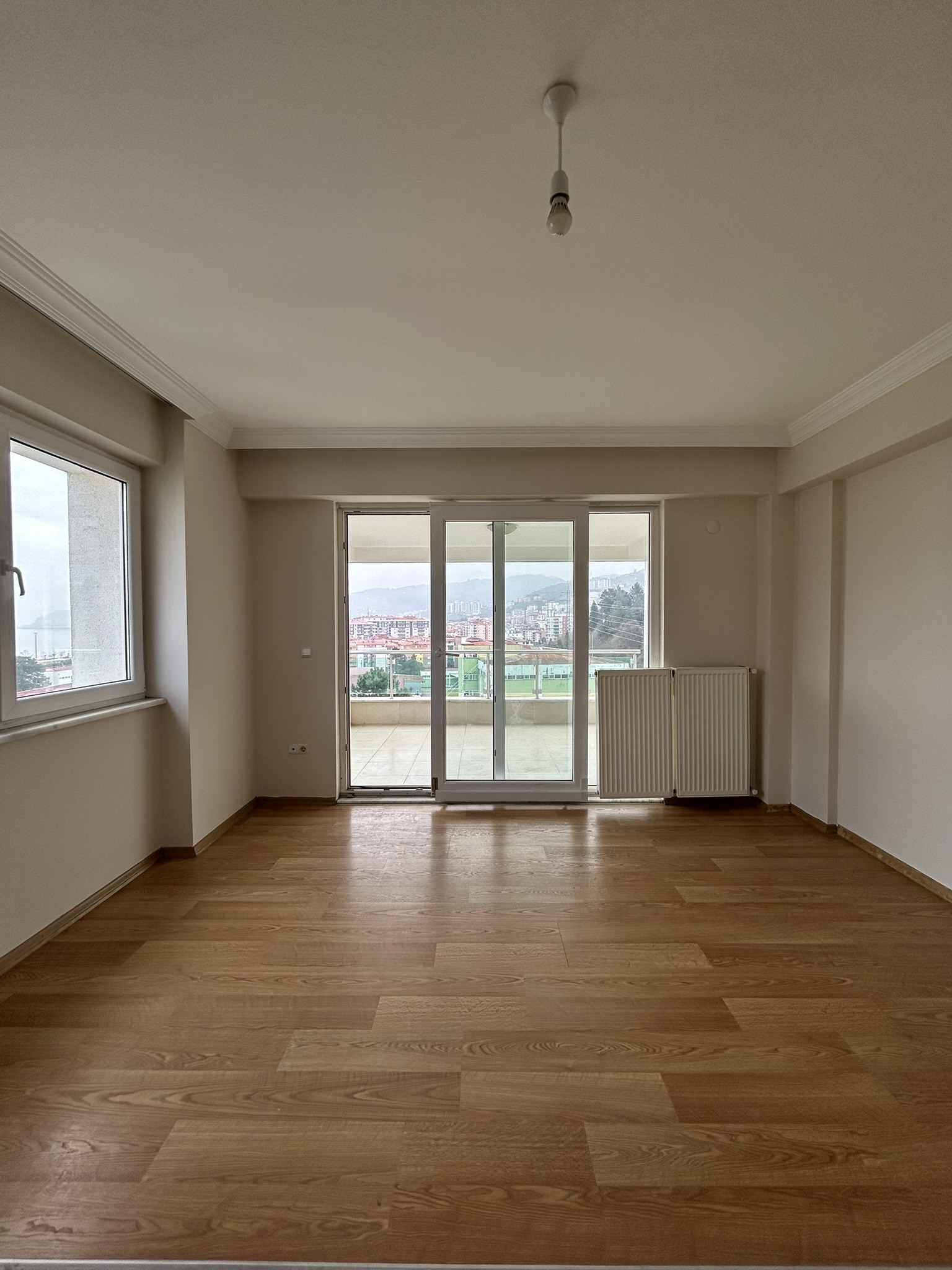 GAZİLER MH. 8. KAT DENİZ MANZARALI