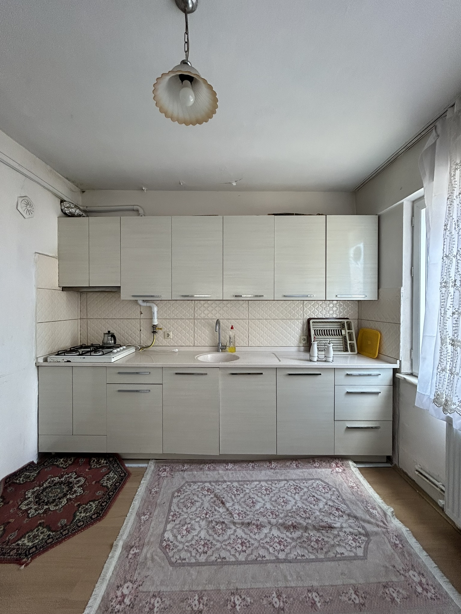 FEVZİÇAKMAK MAHALLESİ EŞYALI KİRALIK DAİRE