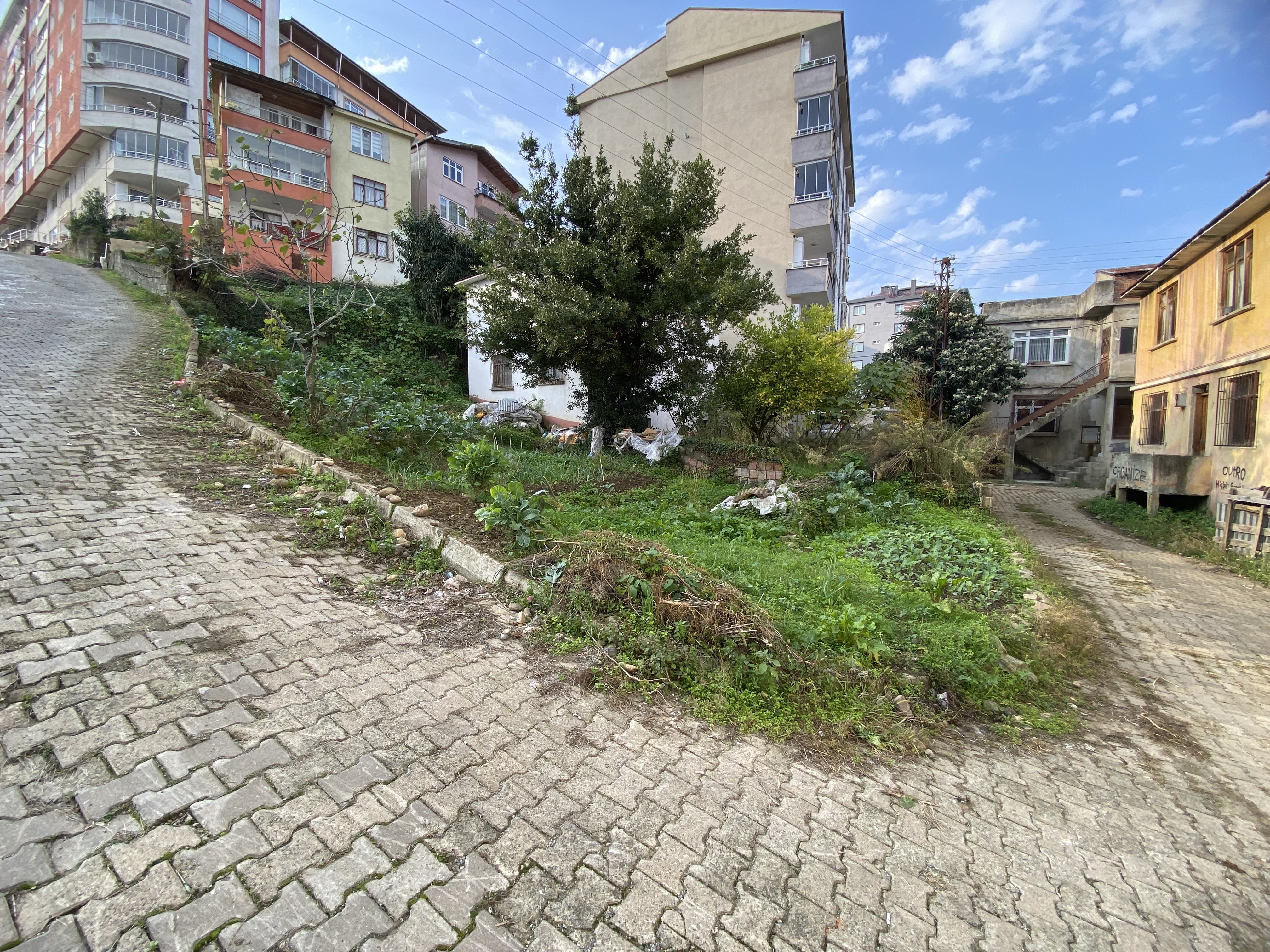 MABEL GAYRİMENKUL SAHİLE YAKIN SATILIK ARSA