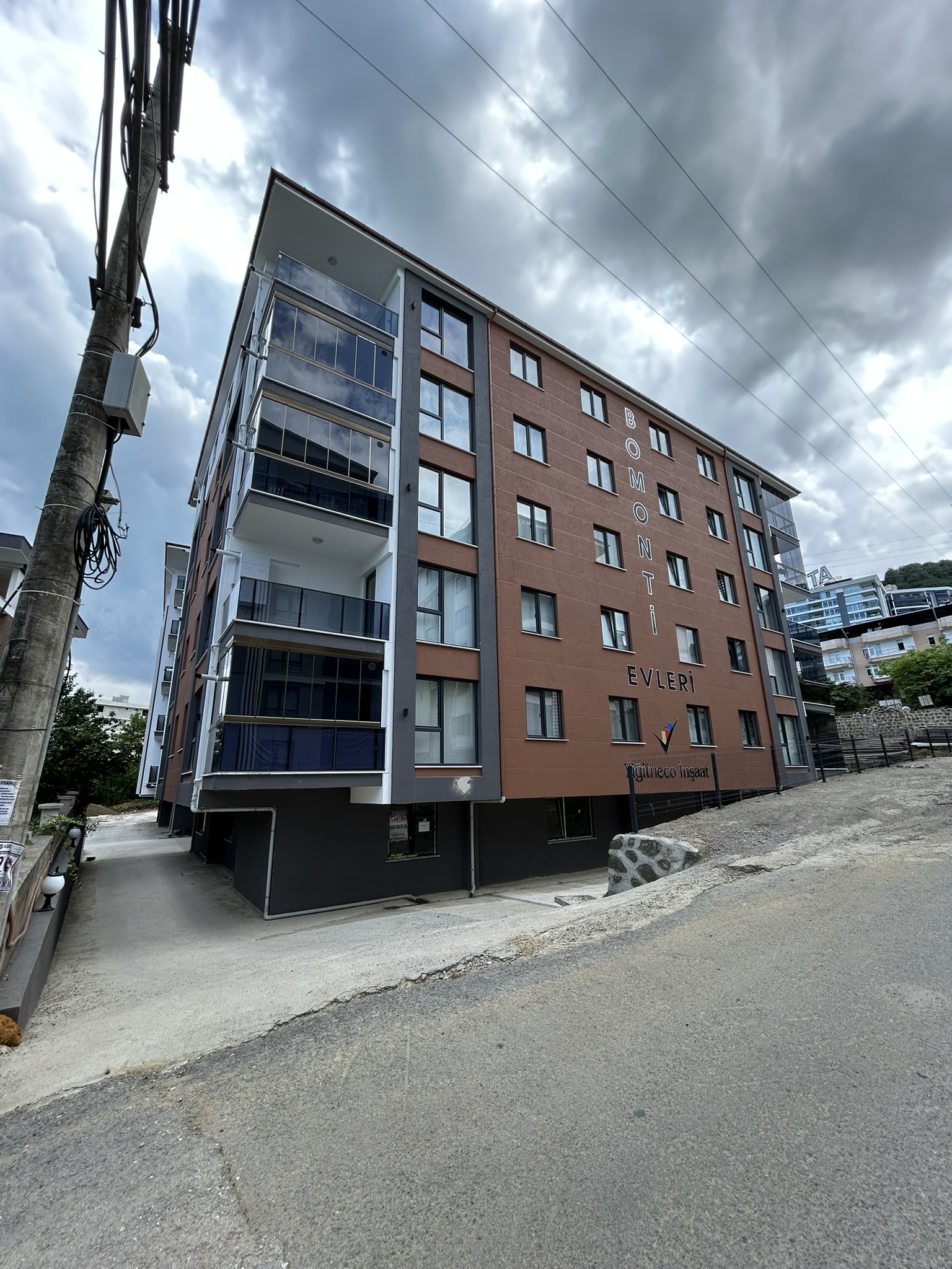 ERİKLİMAN BOMONTİ KONUTLARINDA 1+1 EŞYALI   KİRALIK DAİRE