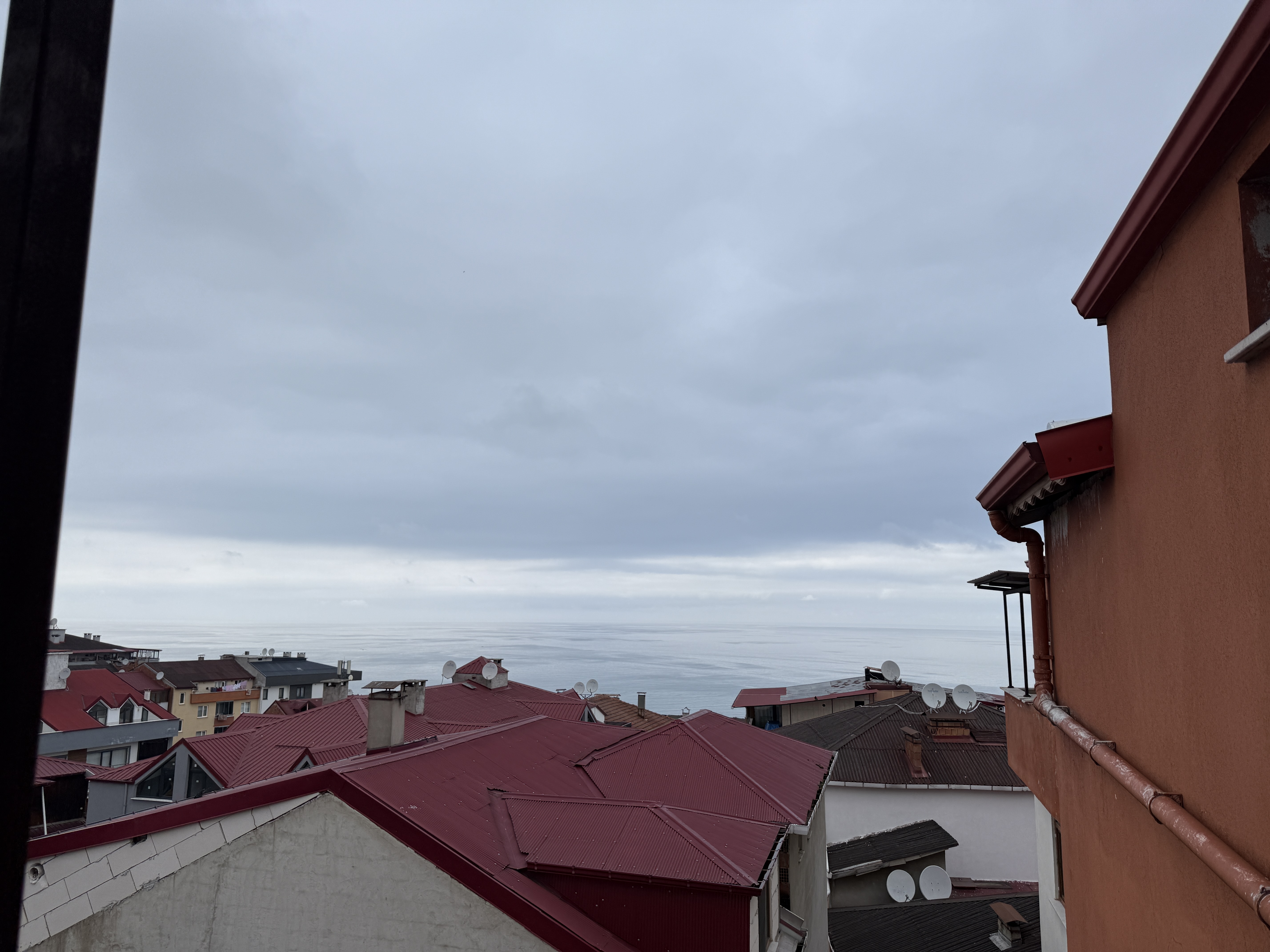 MABEL TOPALOĞLU GÜVENCESİYLE PELİTLİ MAHALLESİNDE KİRALIK 2+1