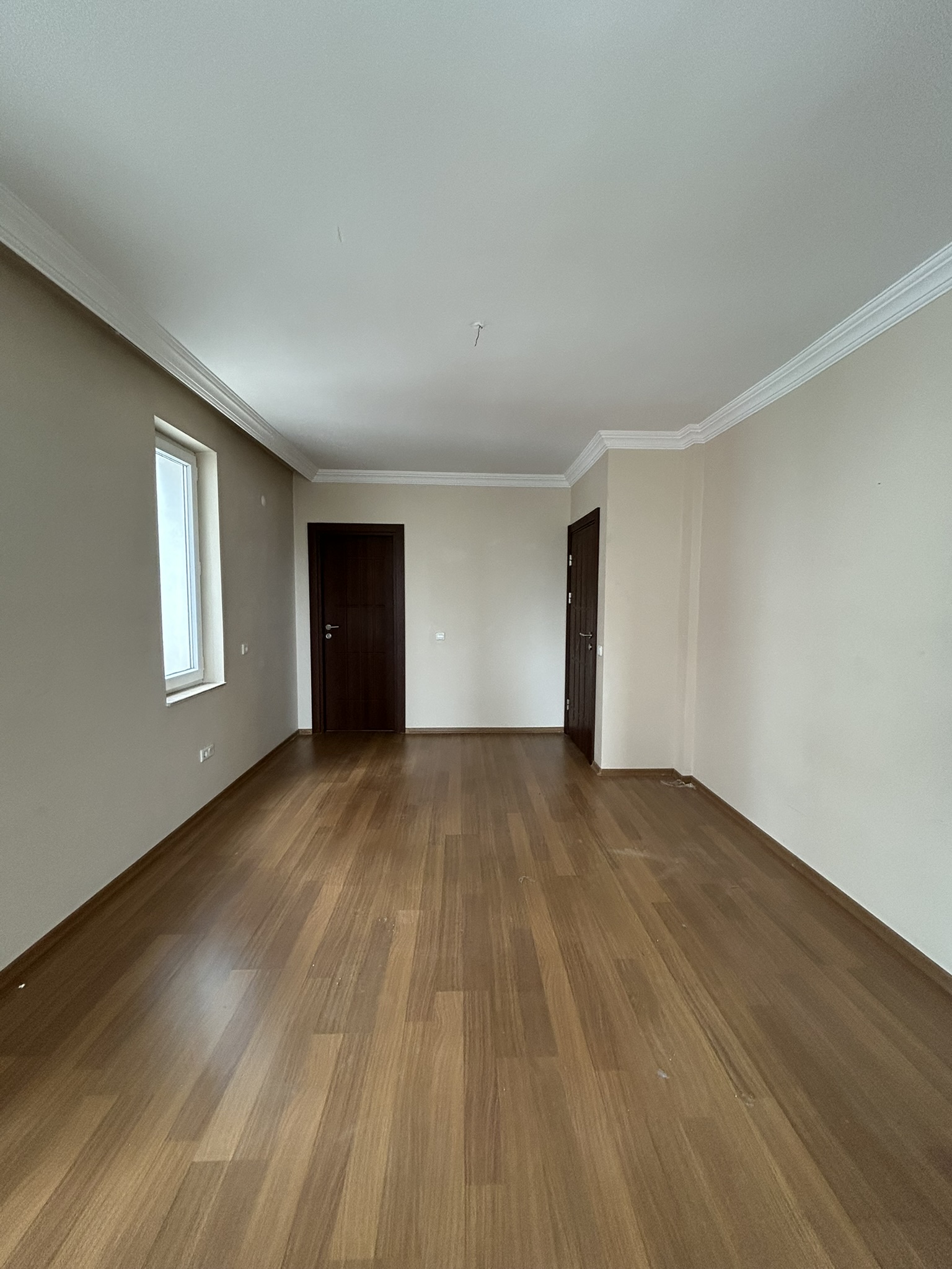 GAZİLER BEYAZ EVLER A BLOK KAT 2 DAİRE 4