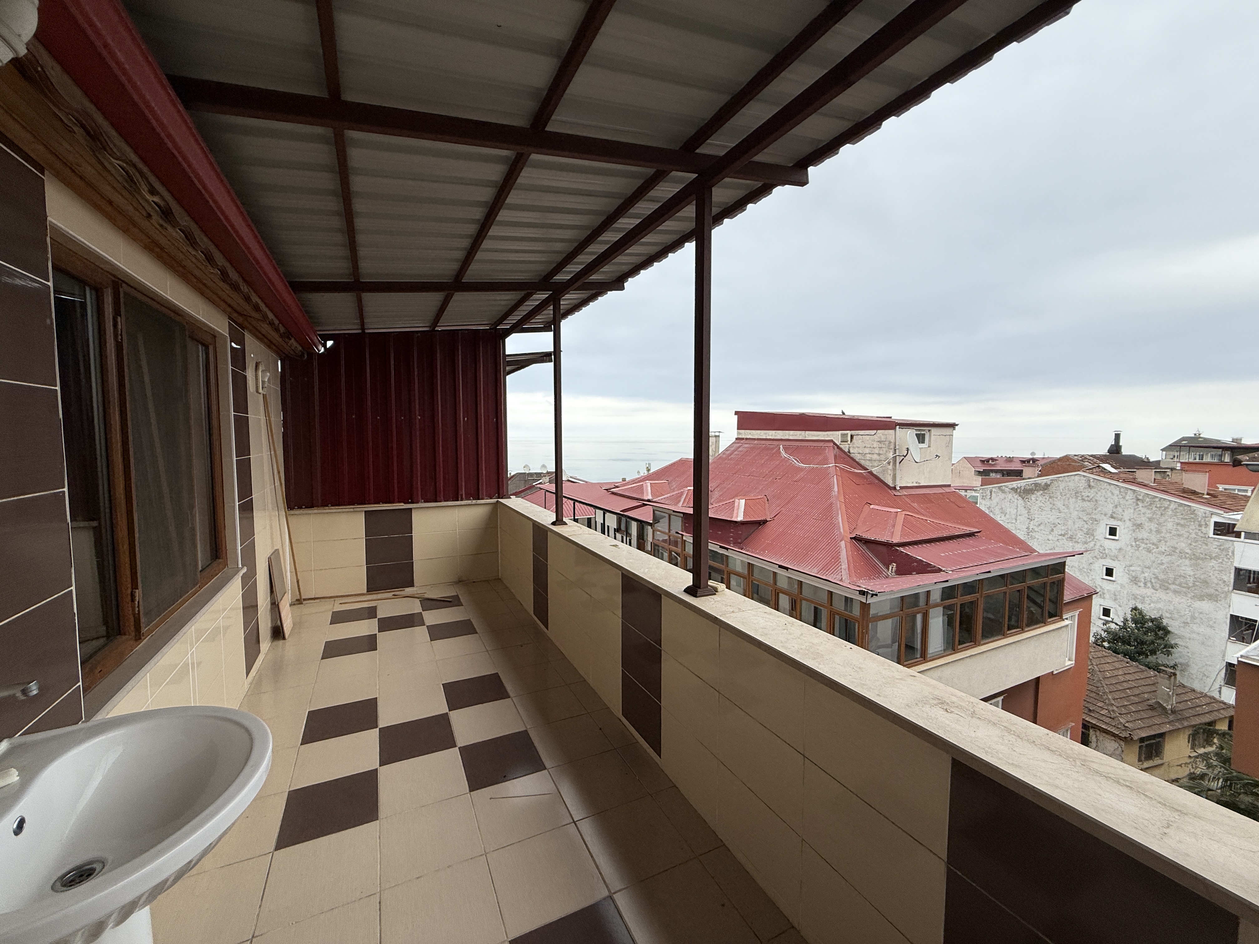 MABEL TOPALOĞLU GÜVENCESİYLE PELİTLİ MAHALLESİNDE KİRALIK 2+1