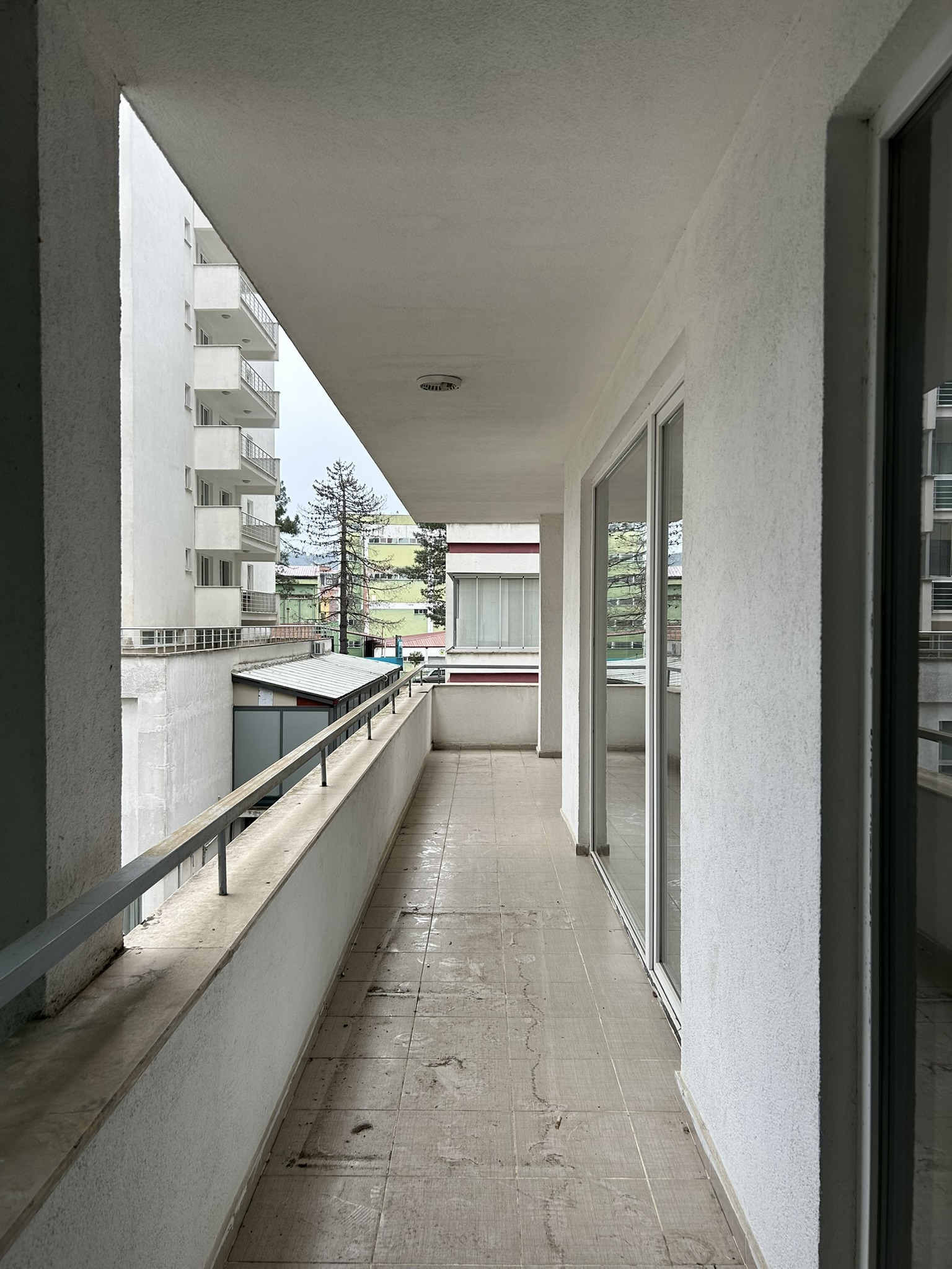 GAZİLER BEYAZ EVLER A BLOK KAT 2 DAİRE 4