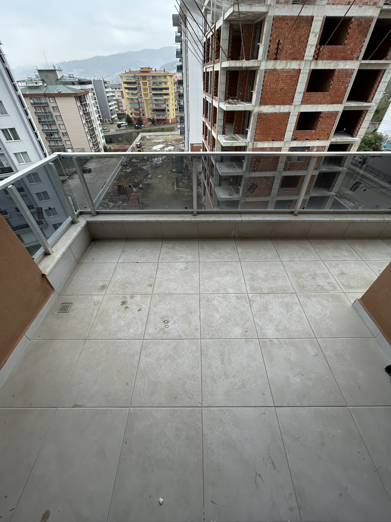 ERİKLİMAN A BLOK 4. KAT ORTA DAİRE