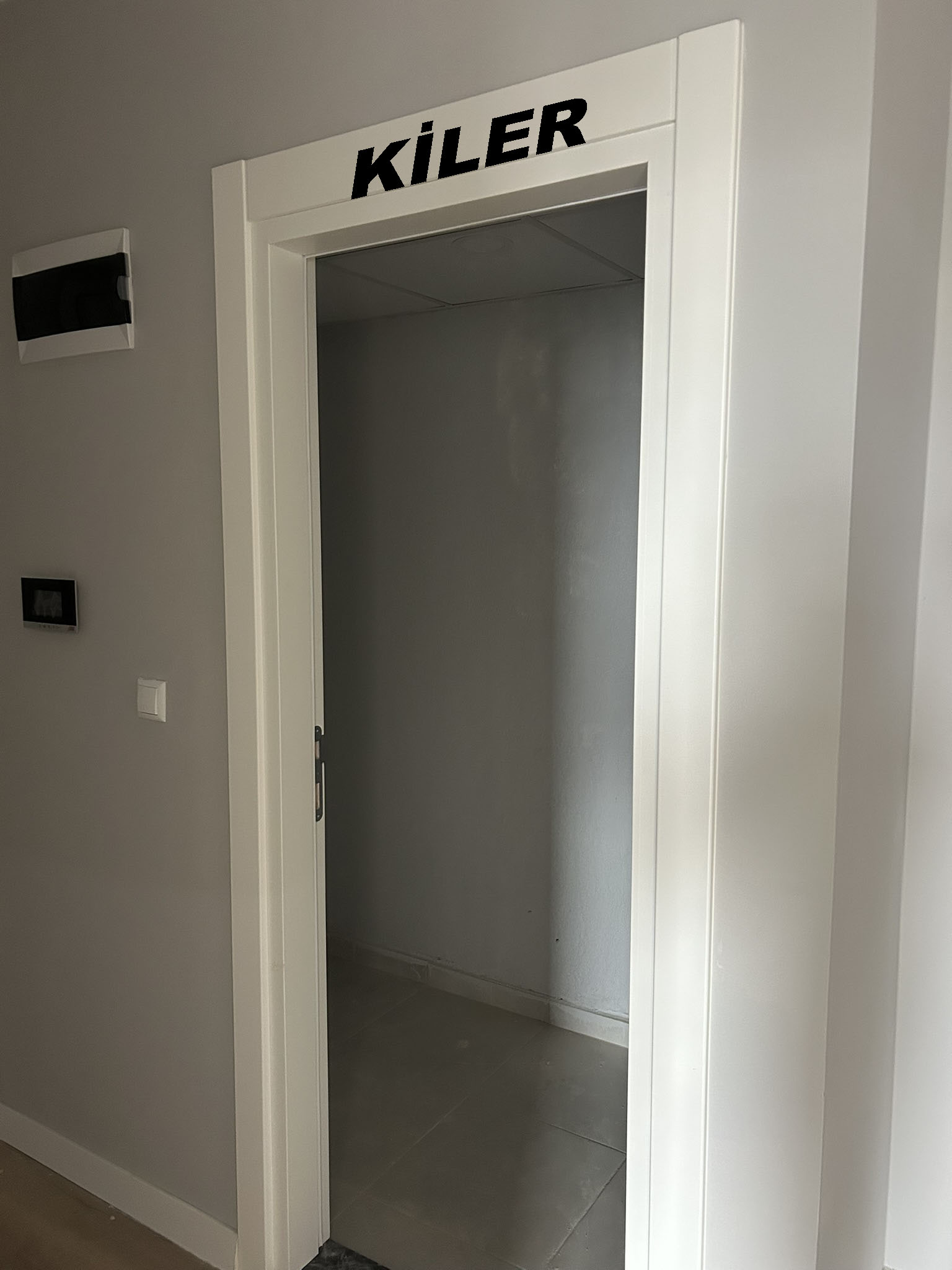 ERİKLİMAN A BLOK 4. KAT ORTA DAİRE