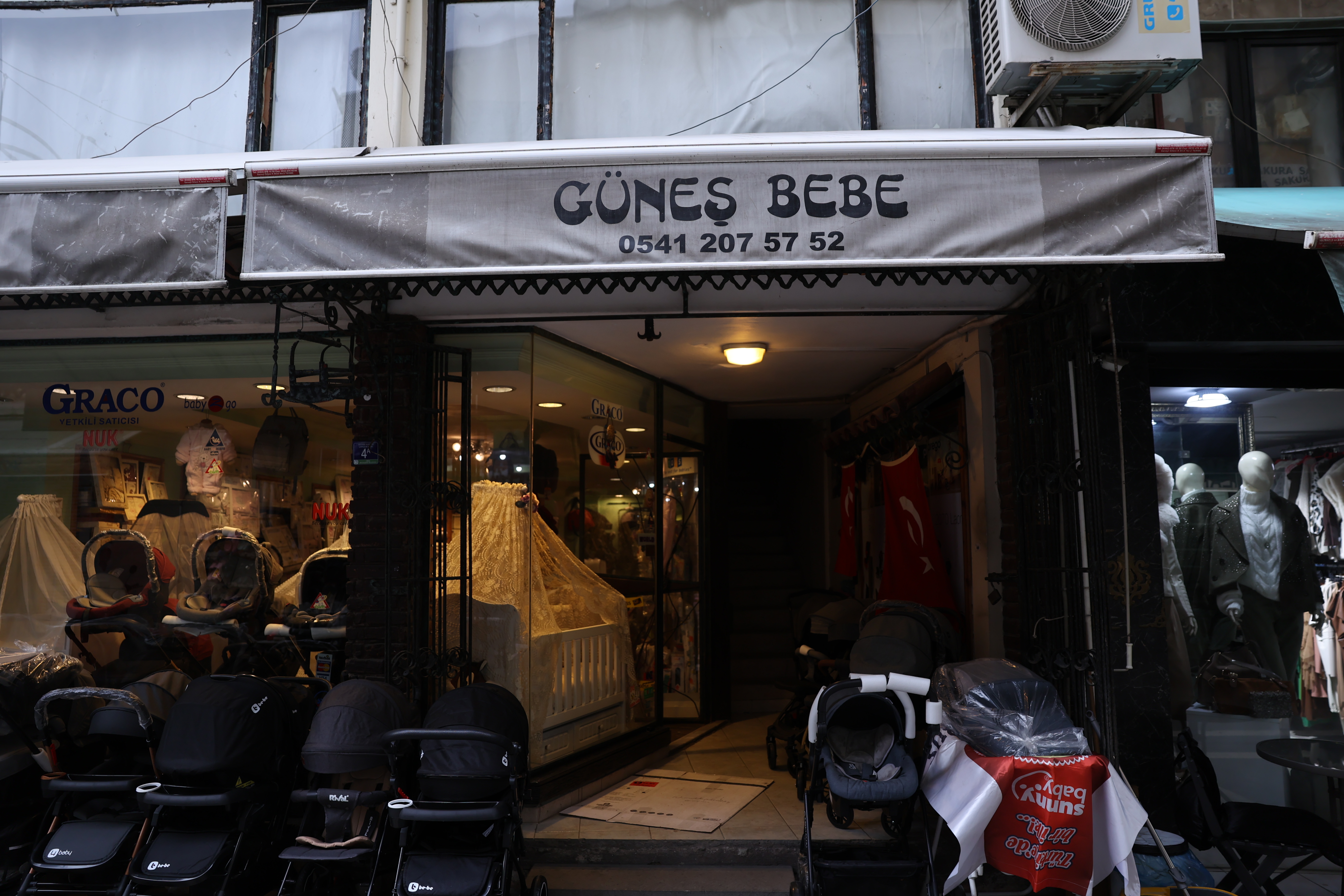 ÜNYENİN EN KÖKLÜ EN GÖZDE TİCARİ KONT İMARLI İŞ YERİ VE OFSLERİ