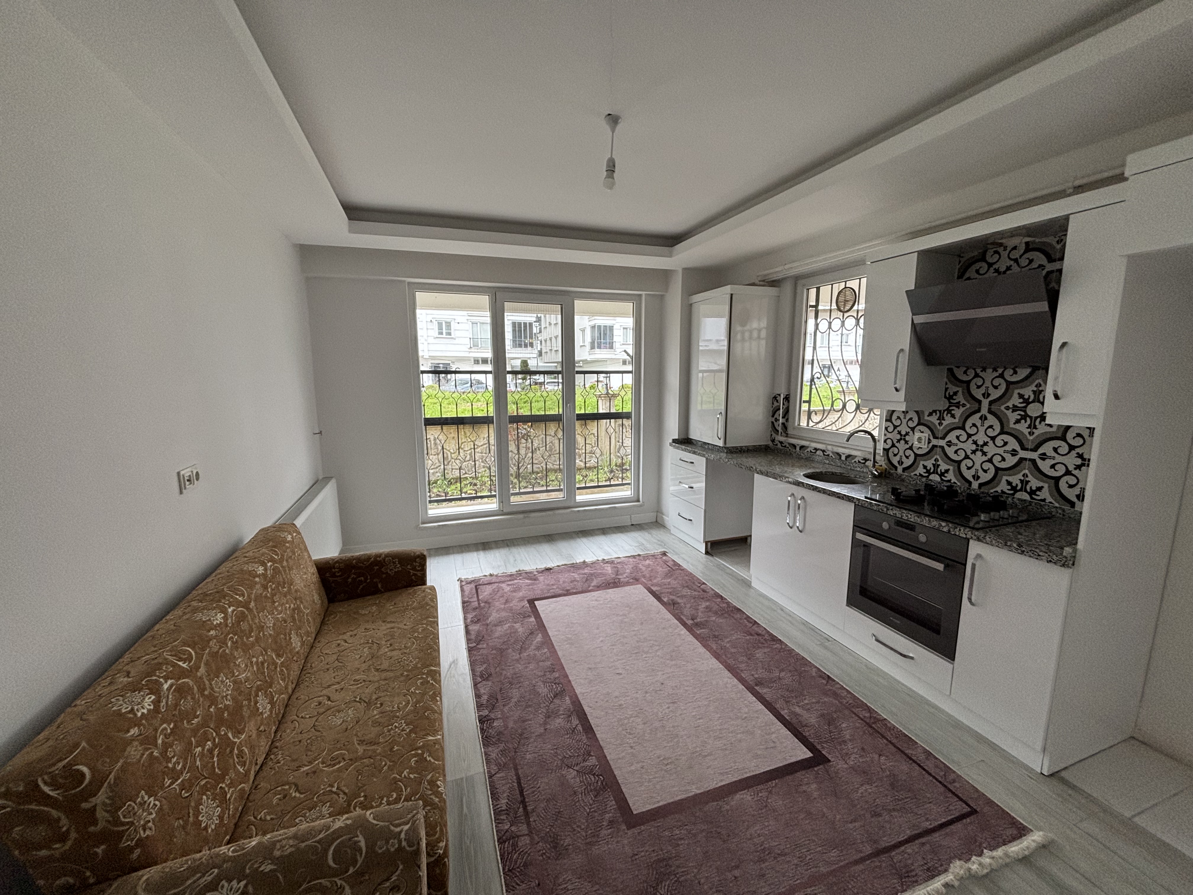 CUMHURİYET MAH PRESTİJ BEYAZ KONAKLARI 1+1