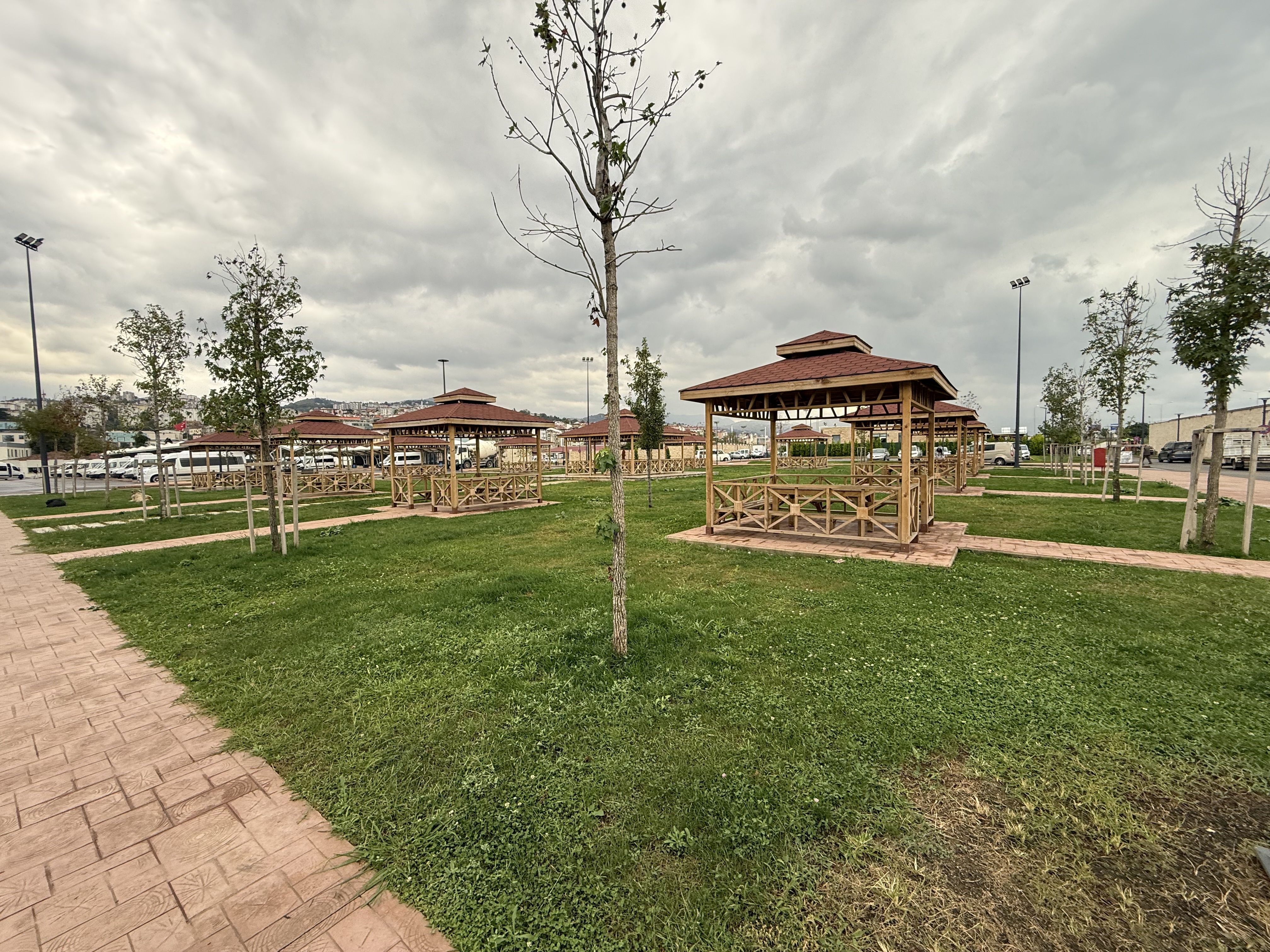 PAZARKAPI DA SATILIK 12 M2 DÜKKAN