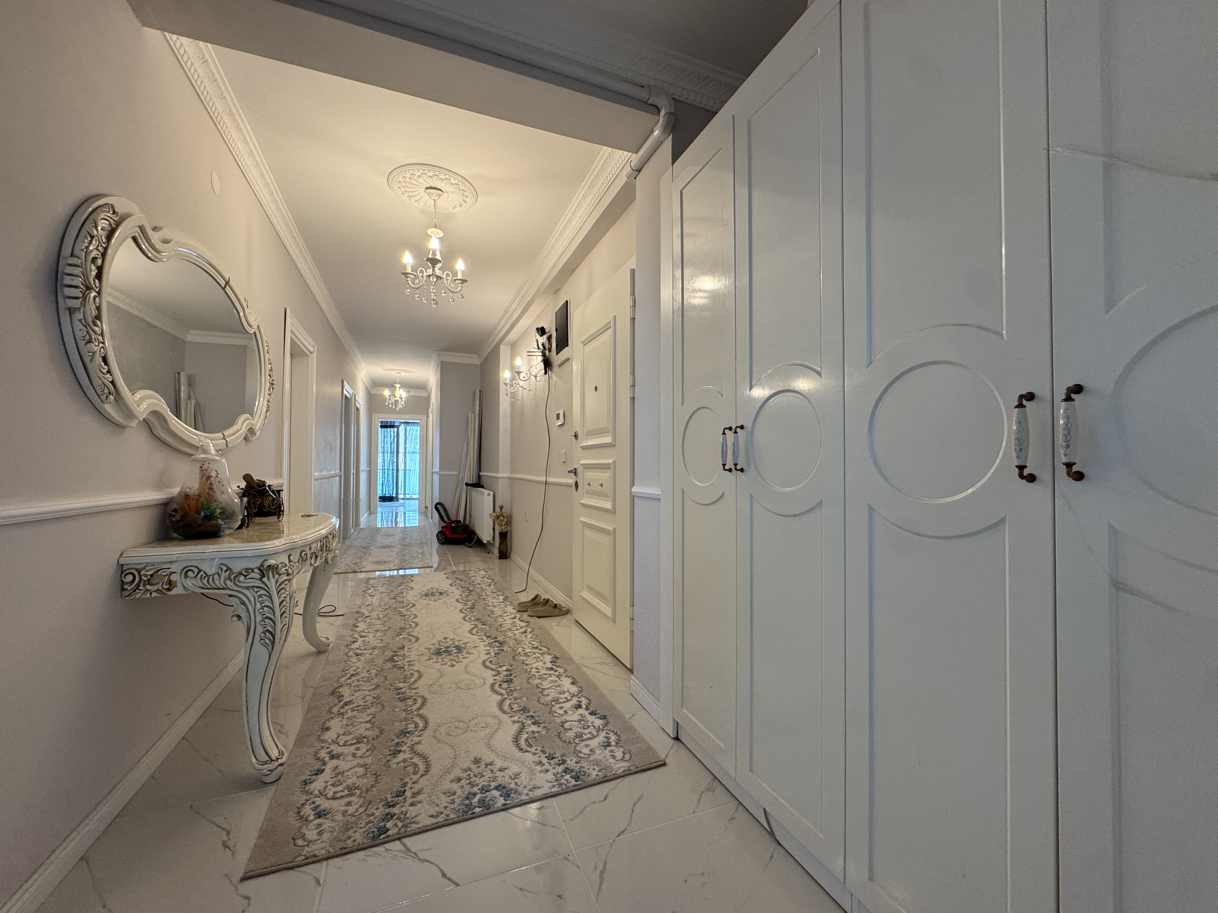 DOĞA KOLEJİNE KOMŞU 170M2 FIRSAT 4+1