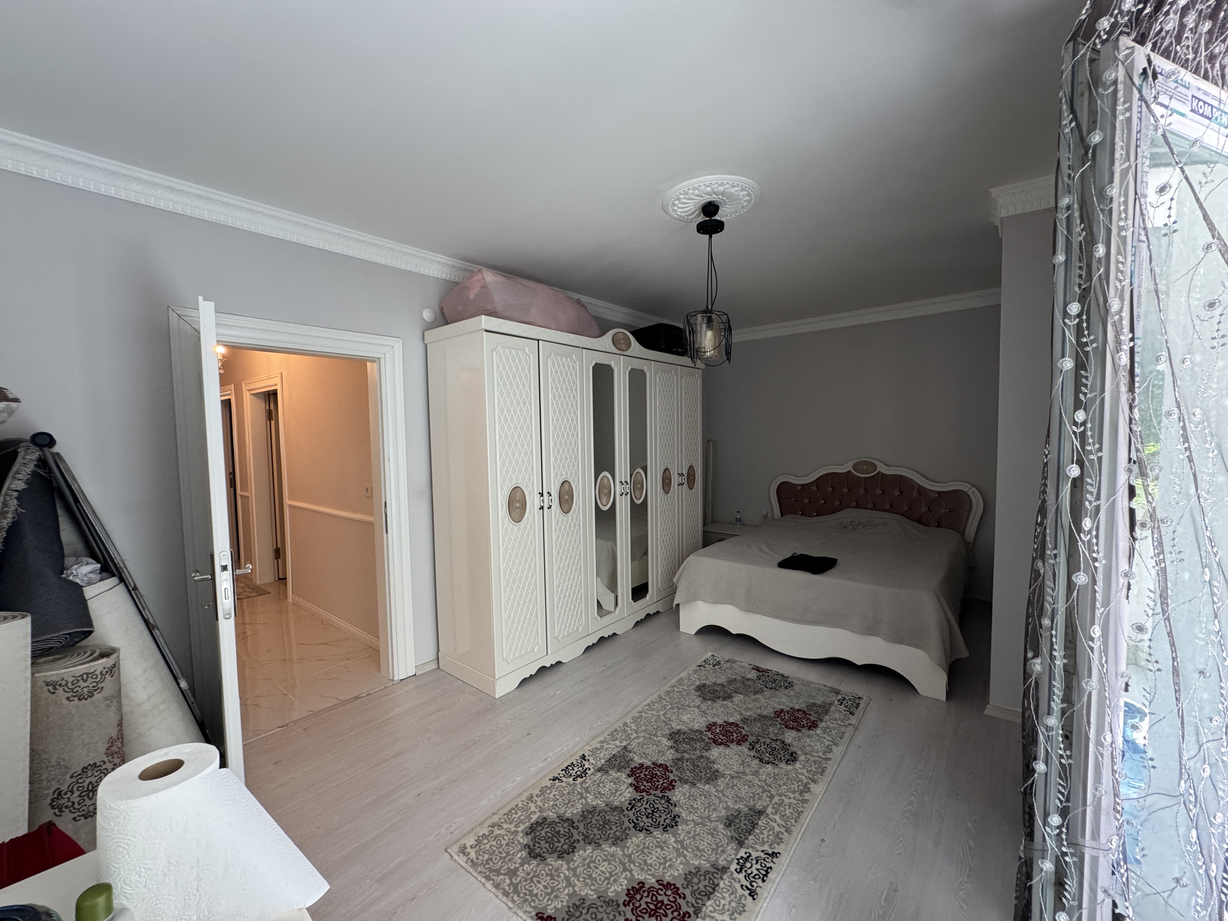 DOĞA KOLEJİNE KOMŞU 170M2 FIRSAT 4+1