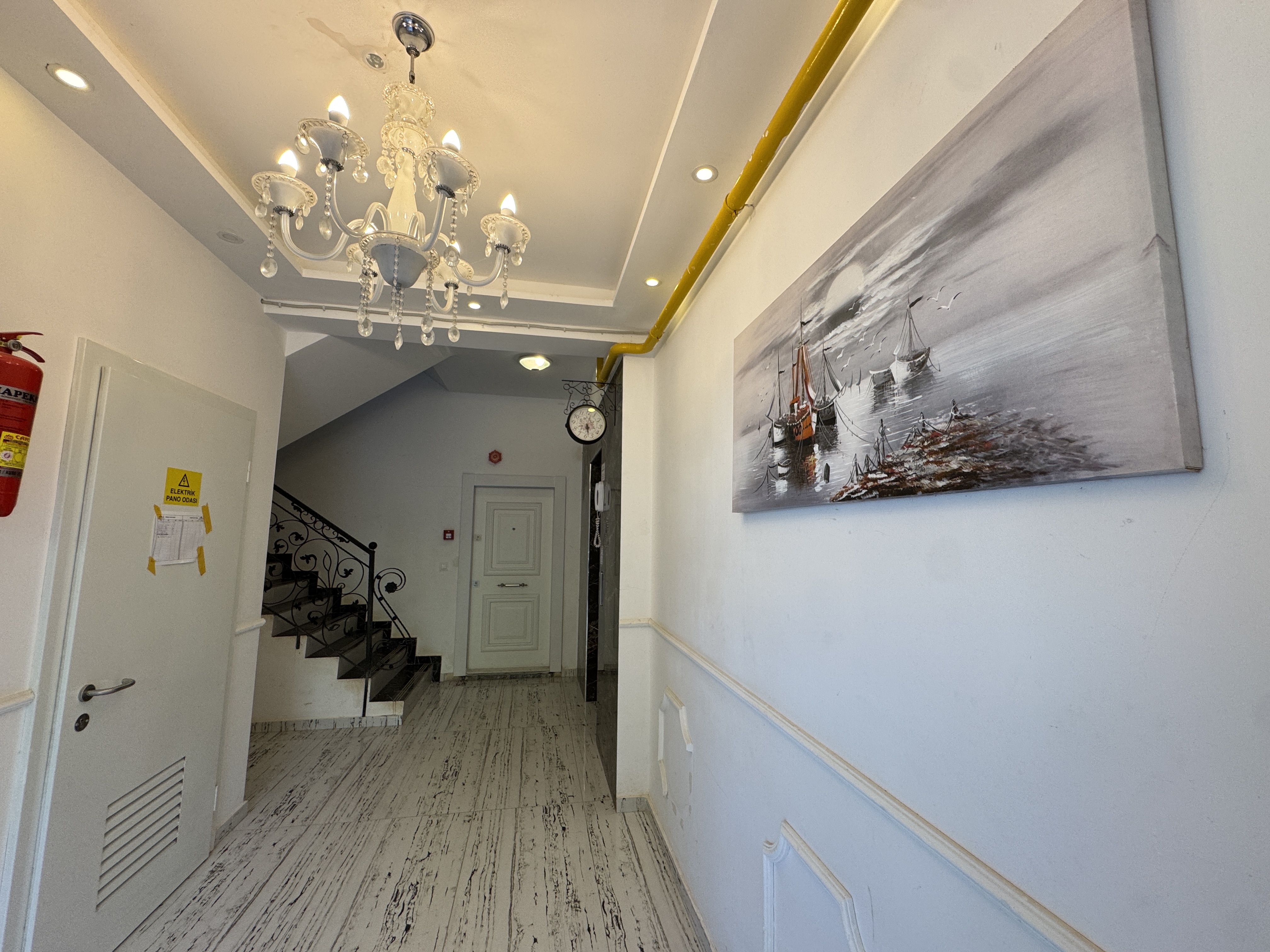 DOĞA KOLEJİNE KOMŞU 170M2 FIRSAT 4+1