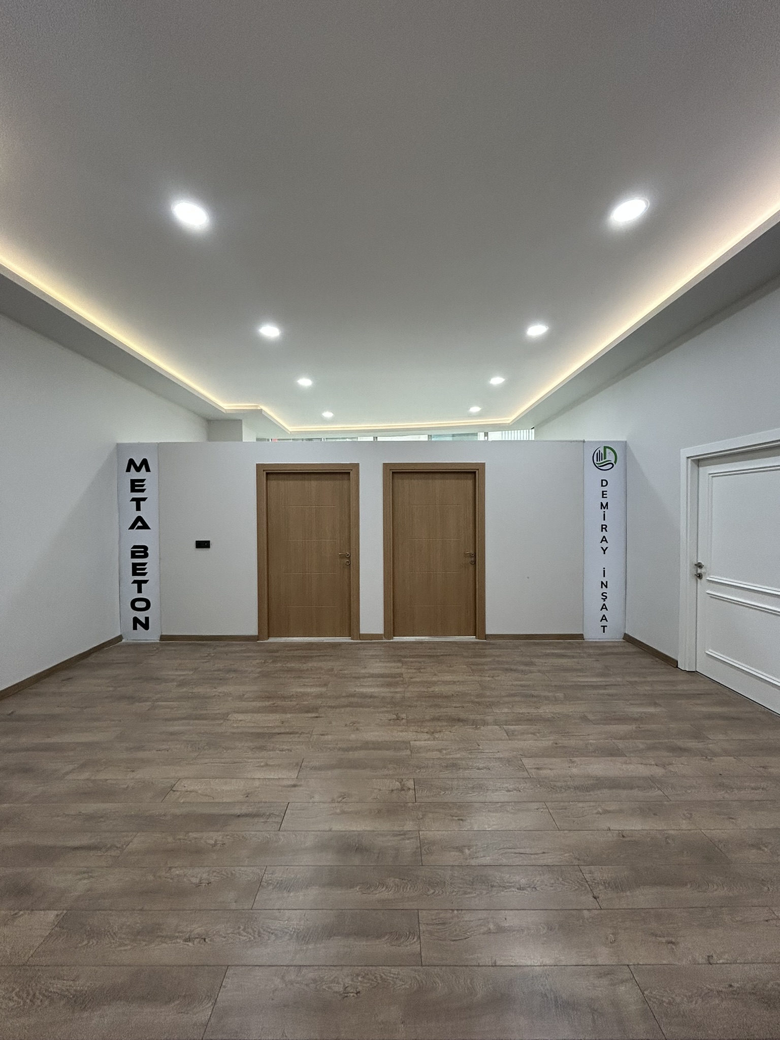 ŞEYHKERAMETTİN 135M2 KİRALIK OFİS