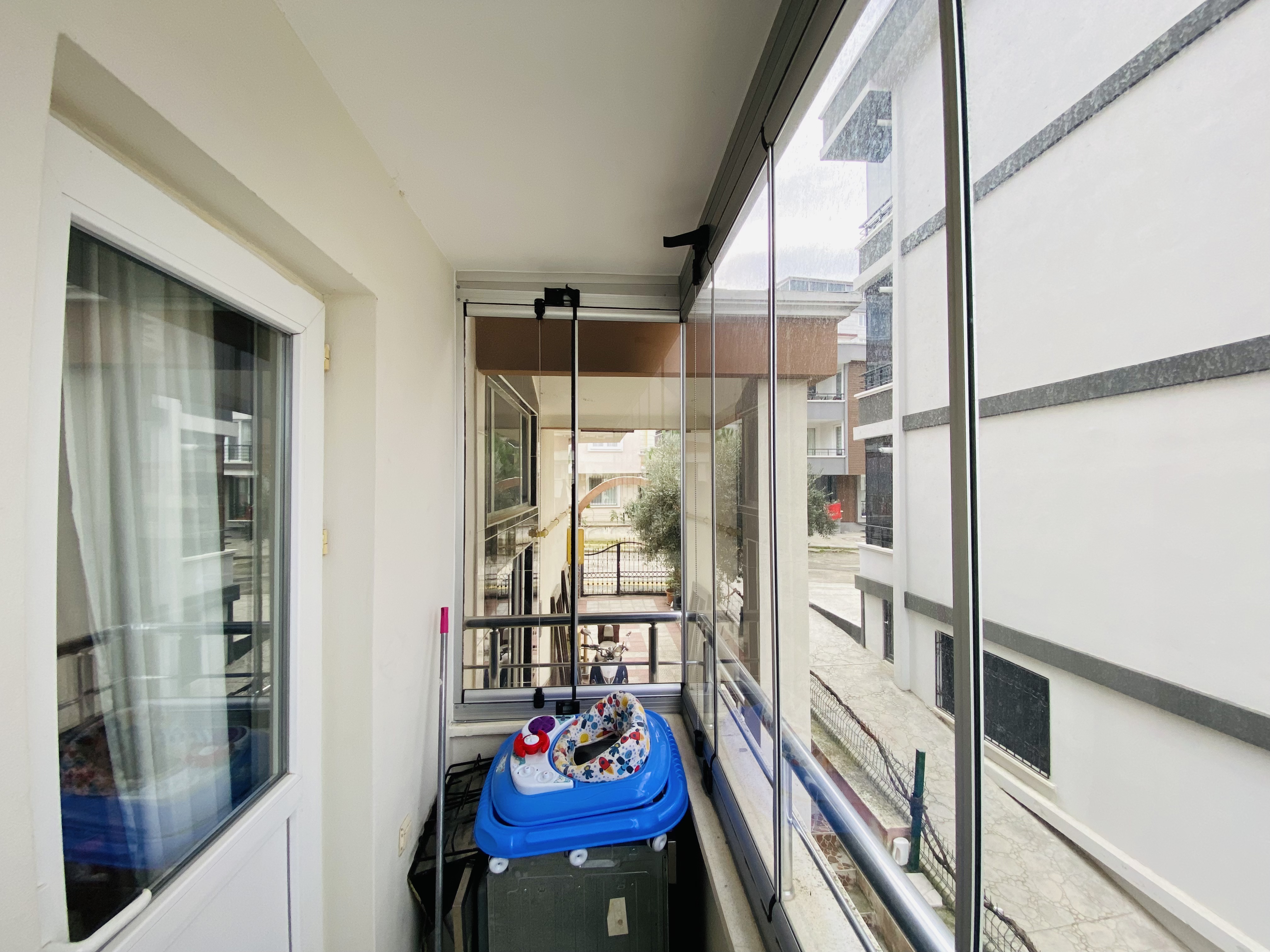 ESENEVLER'DE MERKEZİ LOKASYONDA KİRALIK 4+1