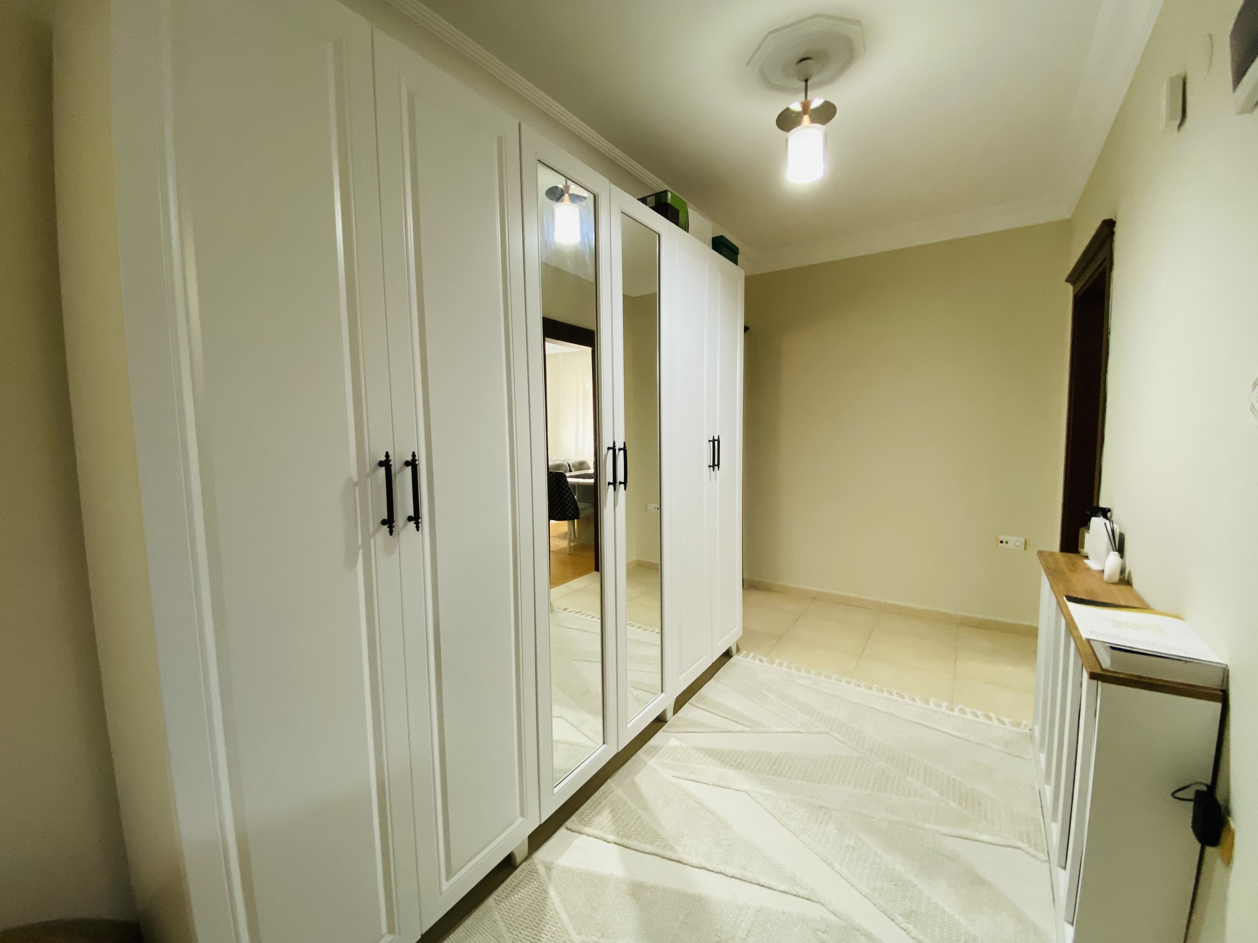 ESENEVLER'DE MERKEZİ LOKASYONDA KİRALIK 4+1