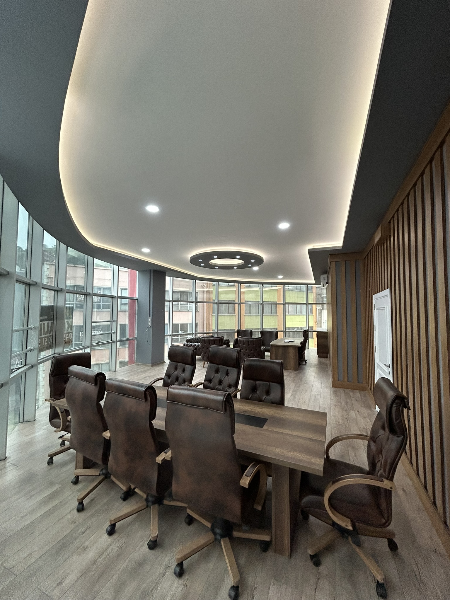 ŞEYHKERAMETTİN 135M2 KİRALIK OFİS