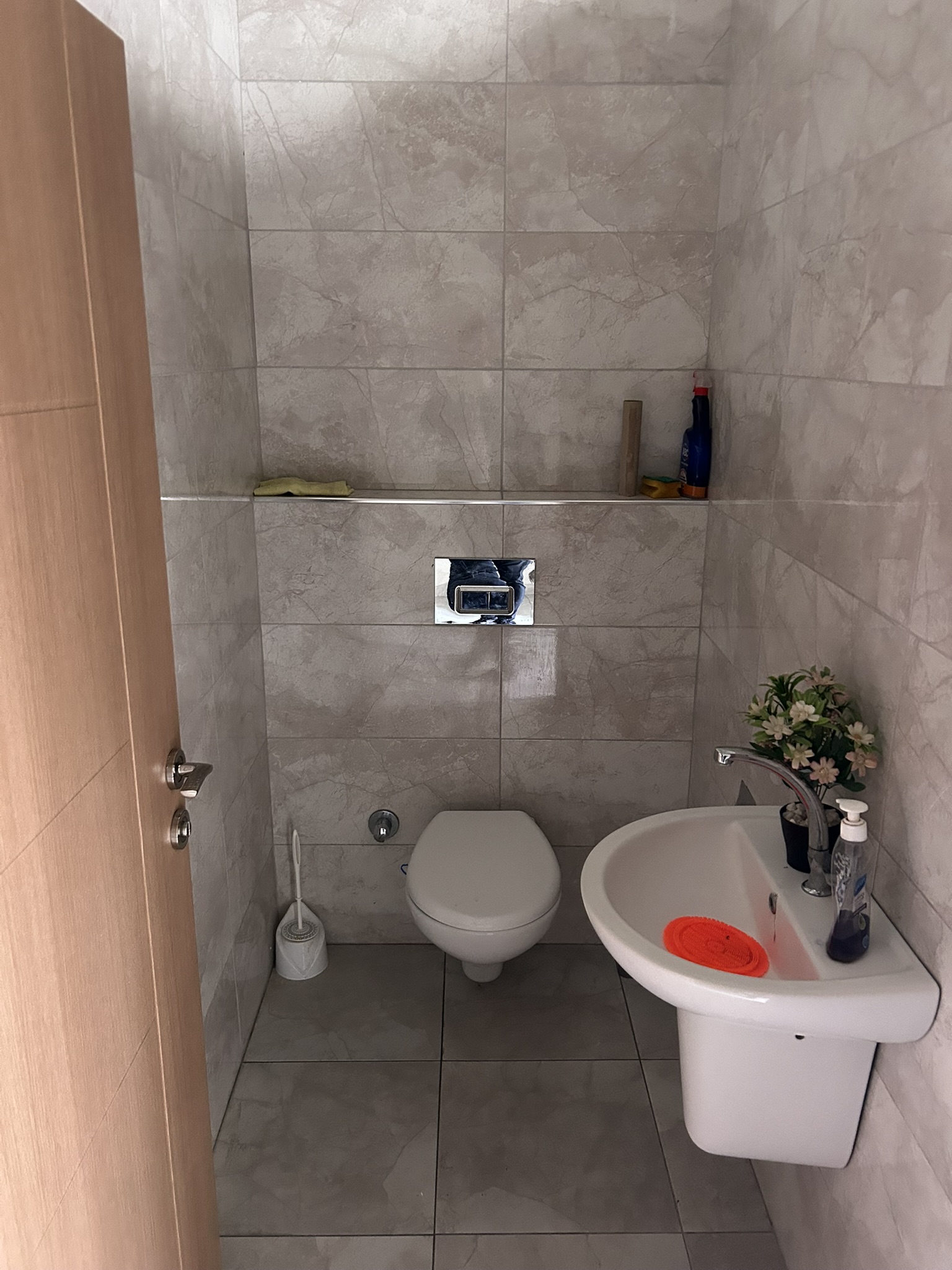 ŞEYHKERAMETTİN 135M2 KİRALIK OFİS