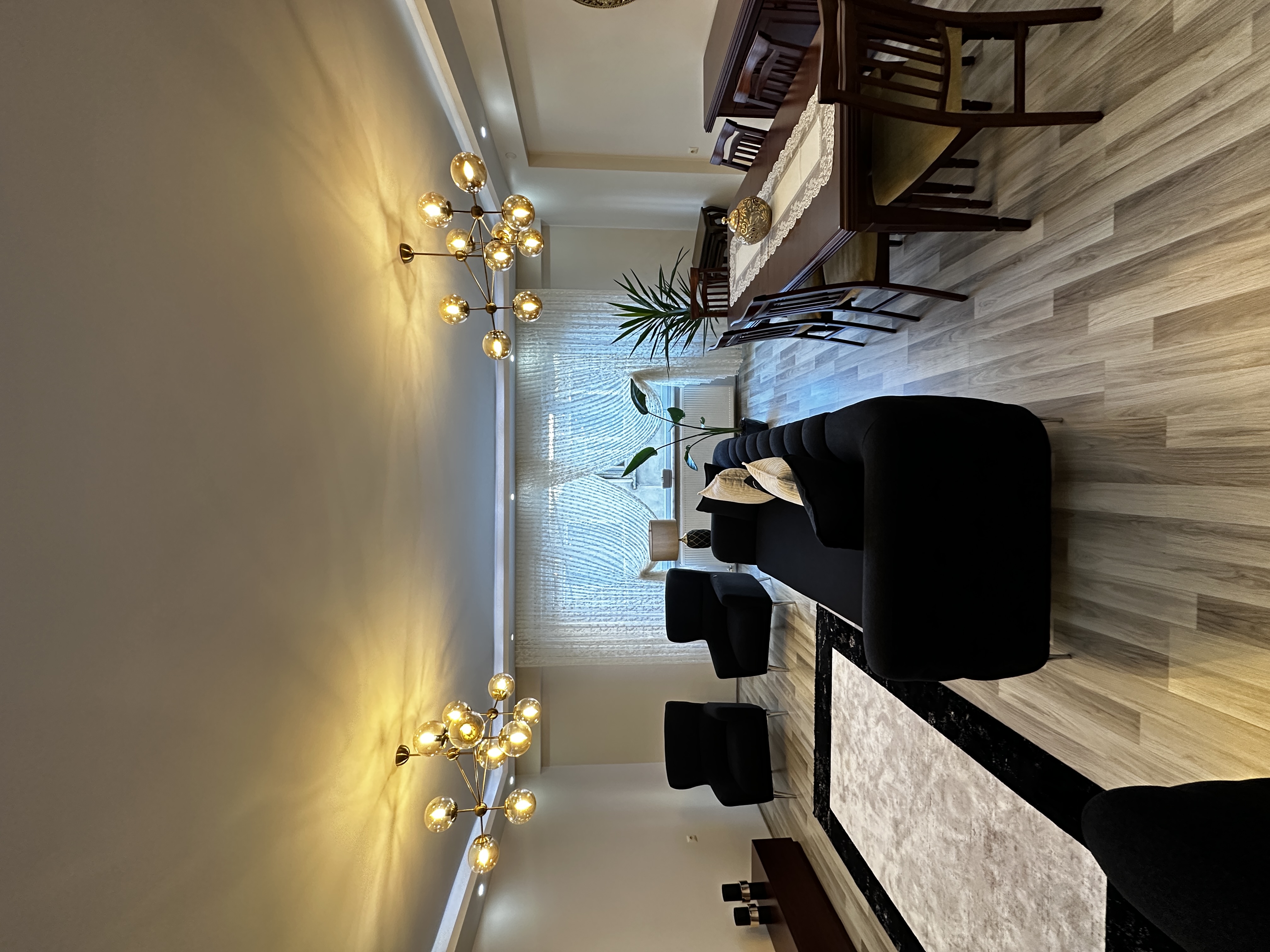 MABELGAYRİMENKUL İHSANİYE.MH MERKEZİ KONUMDA GENİŞ MUAZZAM DAİRE