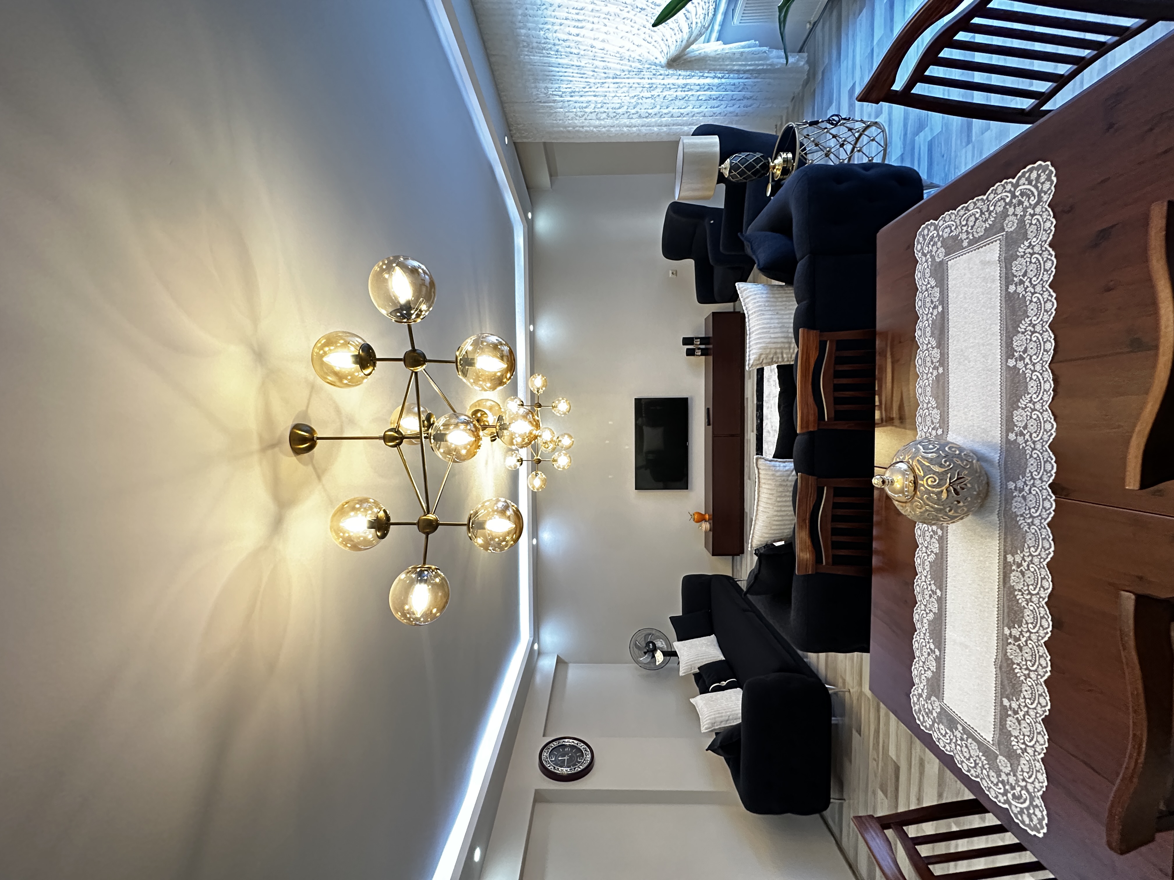 MABELGAYRİMENKUL İHSANİYE.MH MERKEZİ KONUMDA GENİŞ MUAZZAM DAİRE