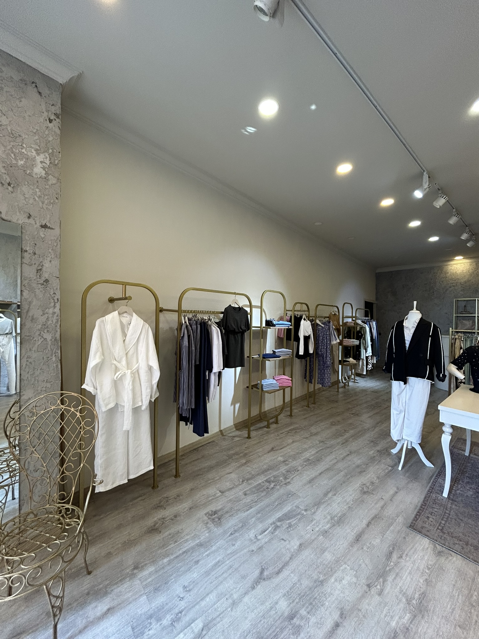 GAZİ CD SATILIK DÜKKAN