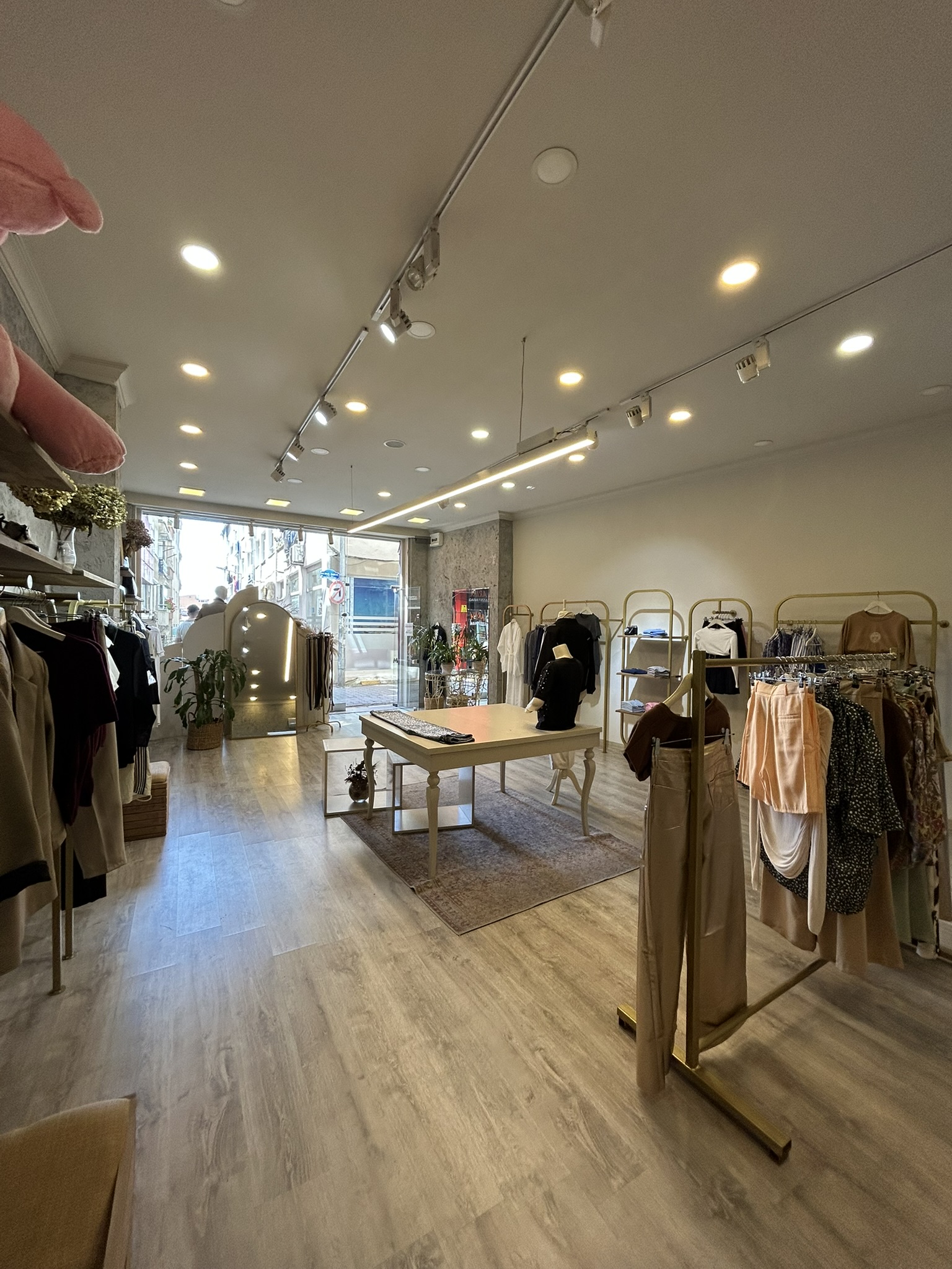 GAZİ CD SATILIK DÜKKAN