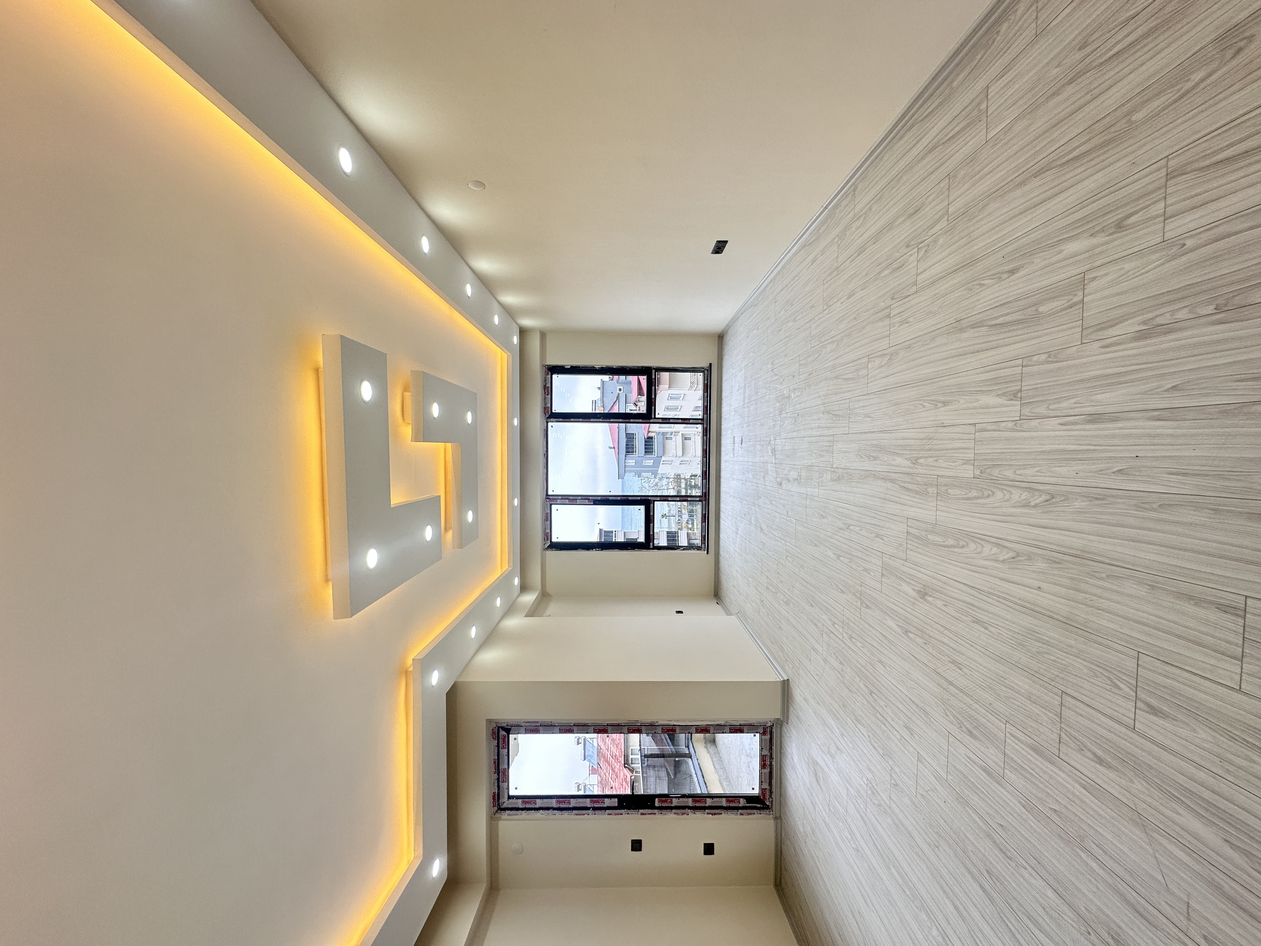 MABELGAYRİMENKUL MUTFAK,VESTİYER DAHİL FUL DENİZ MANZARALI DAİRE