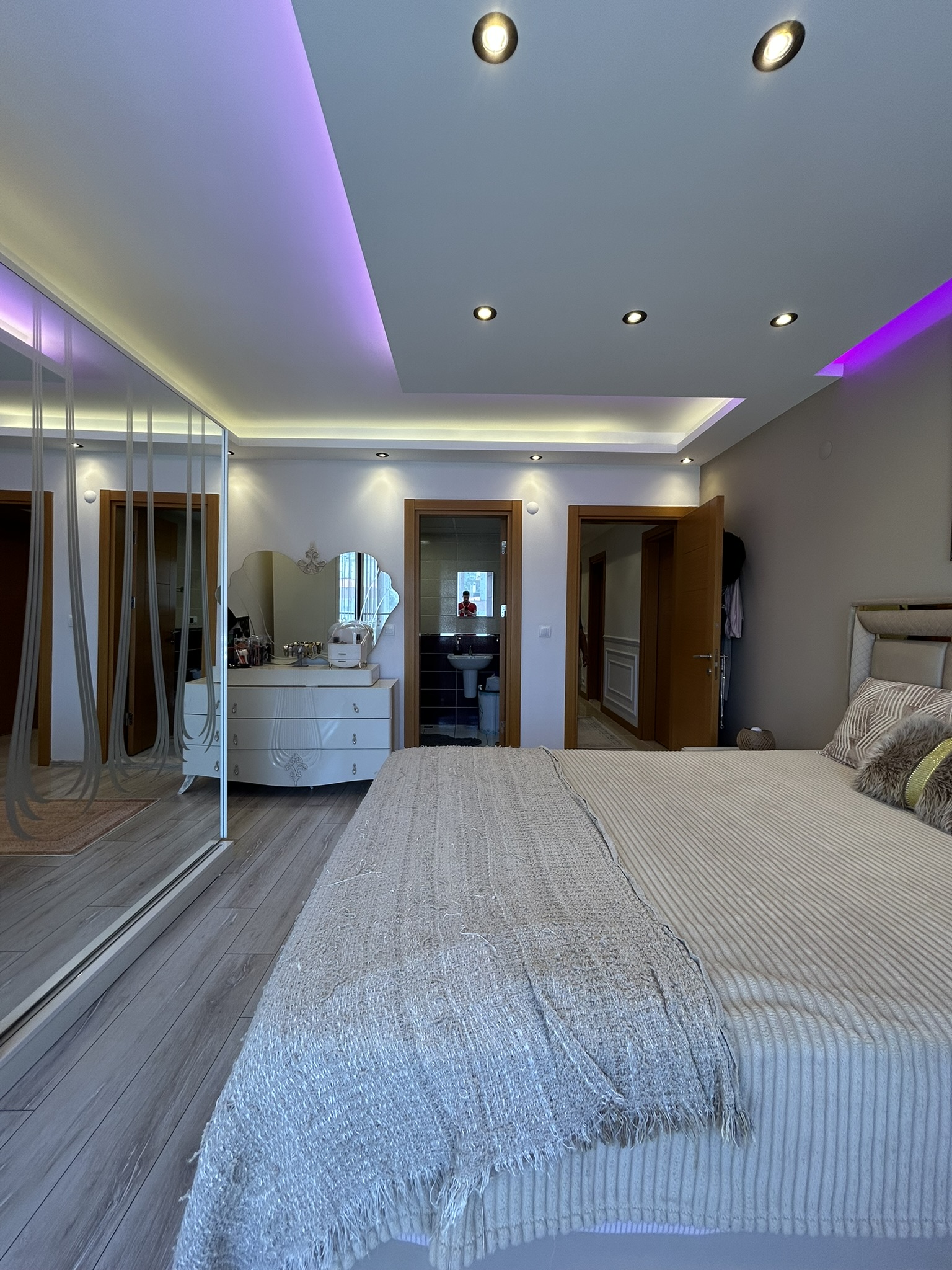 TEYYAREDÜZÜ MAH. SATILIK DAİRE