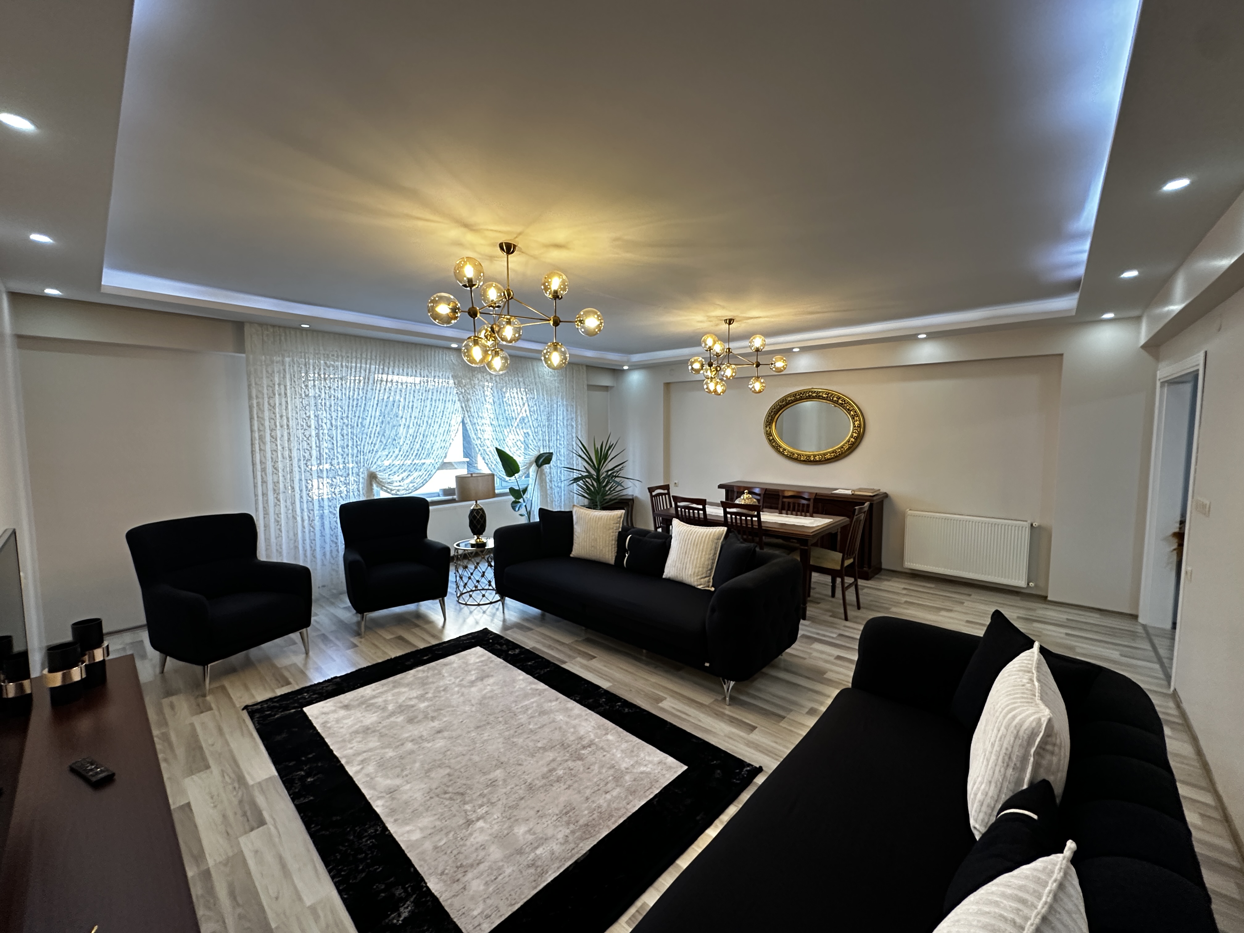 MABELGAYRİMENKUL İHSANİYE.MH MERKEZİ KONUMDA GENİŞ MUAZZAM DAİRE