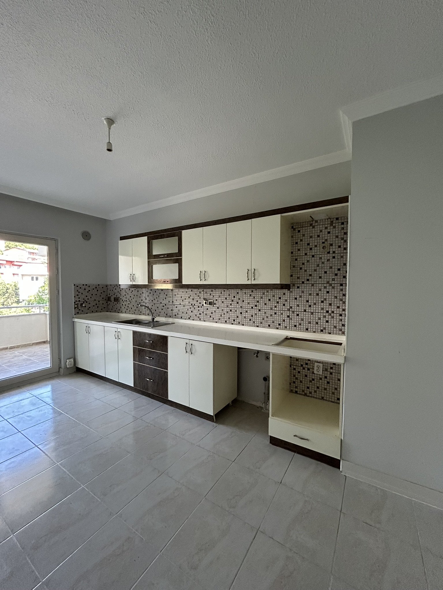 AKSU TOKİ 3+1 3.KAT SATILIK