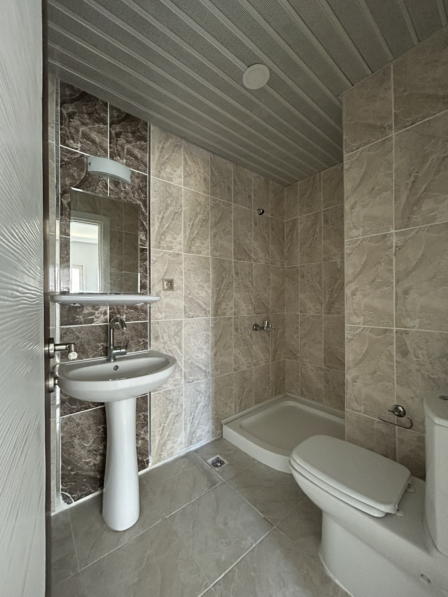 AKSU TOKİ 3+1 3.KAT SATILIK