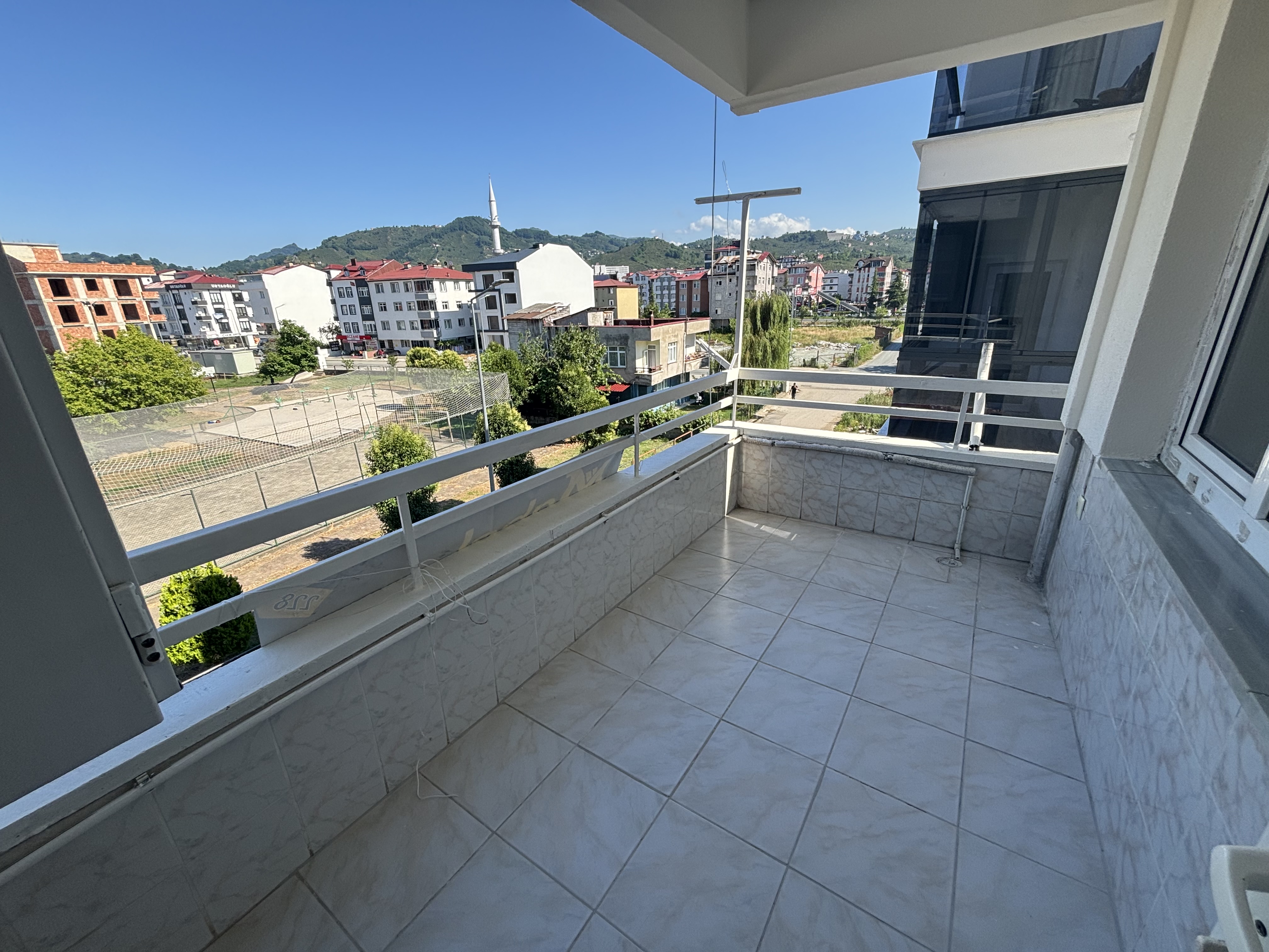 MABEL'DEN -CUMHURİYET 2+1 KİRALIK